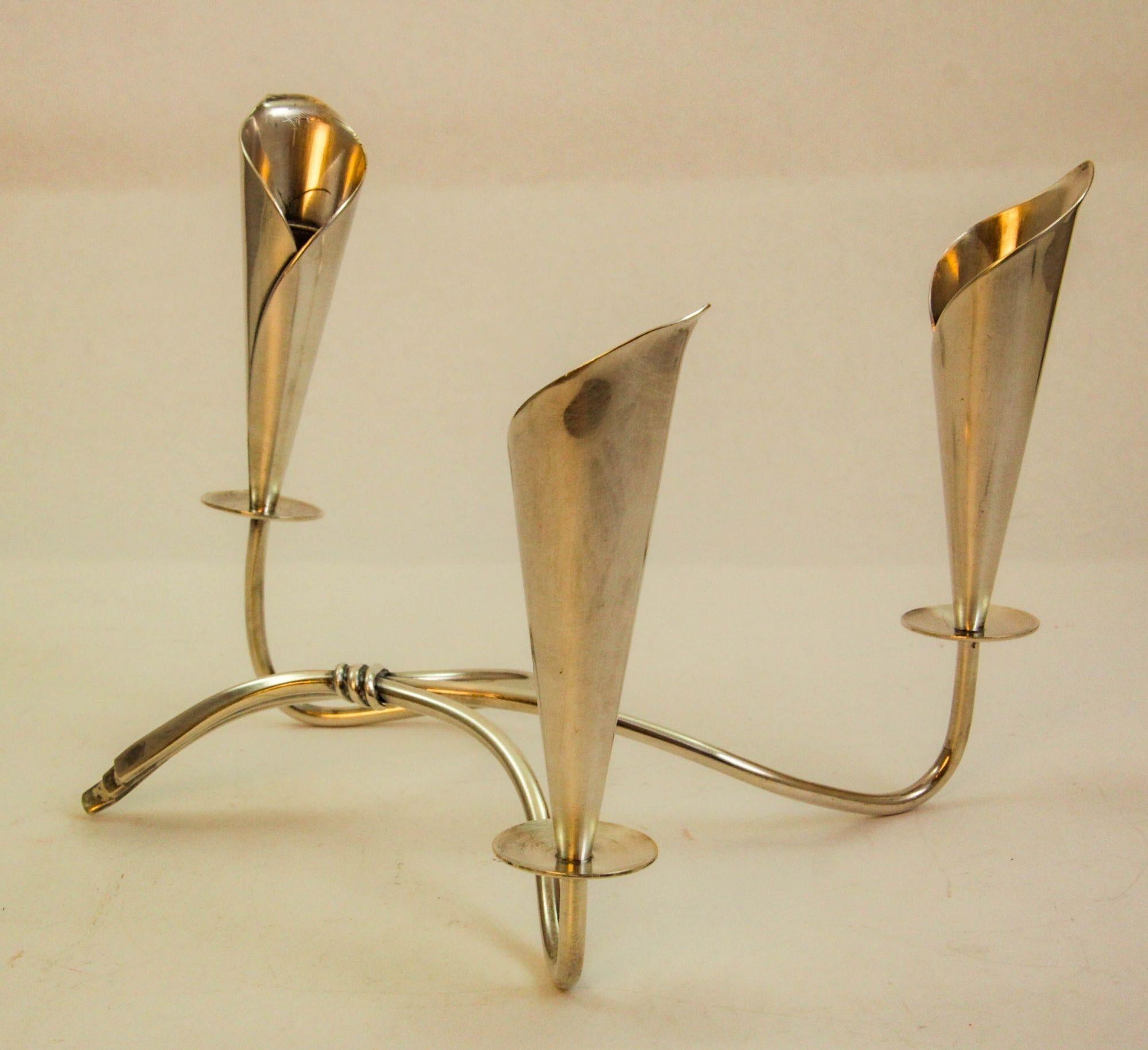 Portacandele scultoreo Hans Jensen Calla Lily placcato in argento a coppia in vendita 7