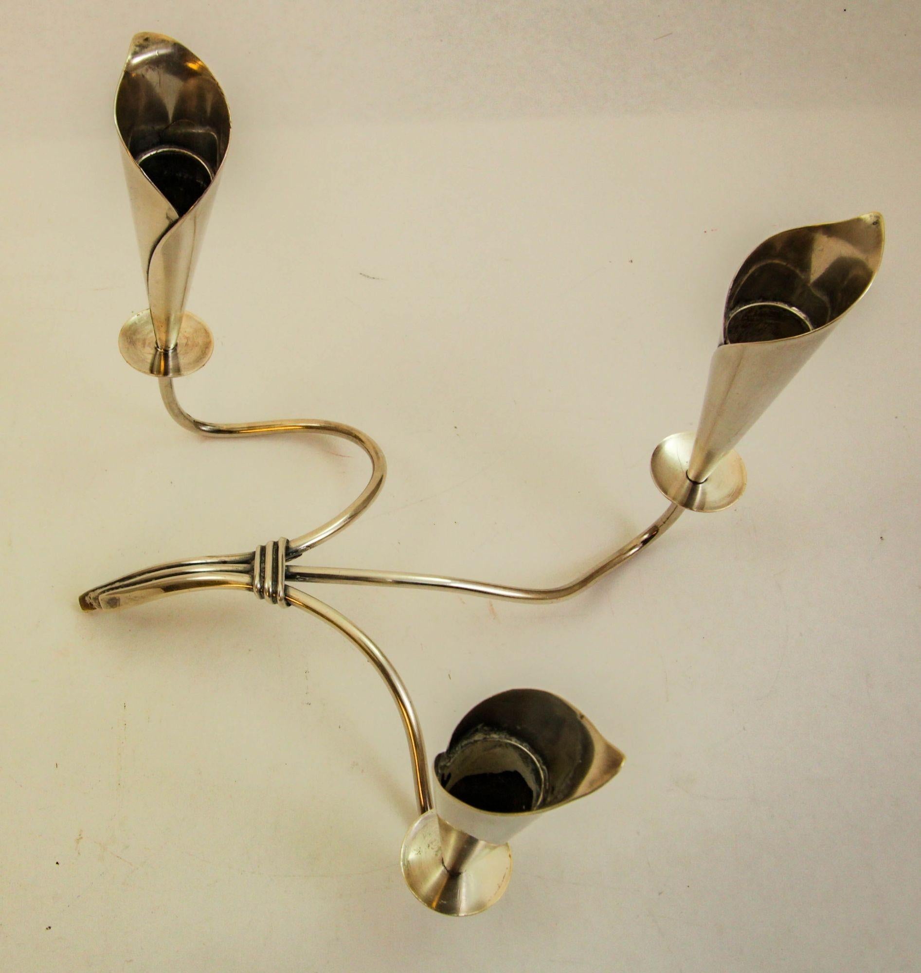 Portacandele scultoreo Hans Jensen Calla Lily placcato in argento a coppia in vendita 8