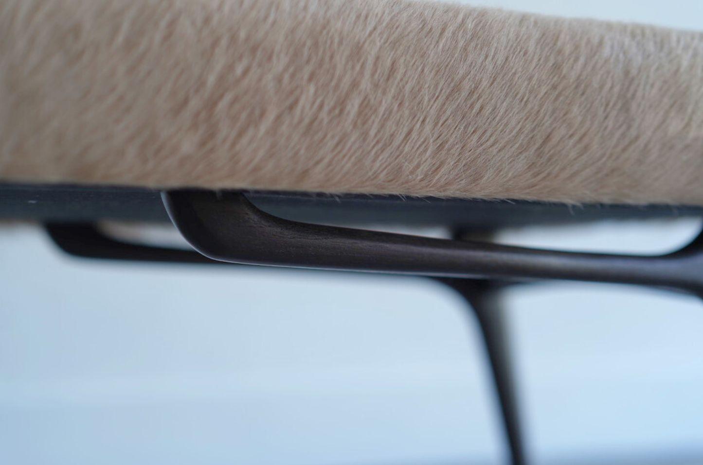 Banc sculptural ICO Series 48 en Espresso de Stamford Modern en vente 2