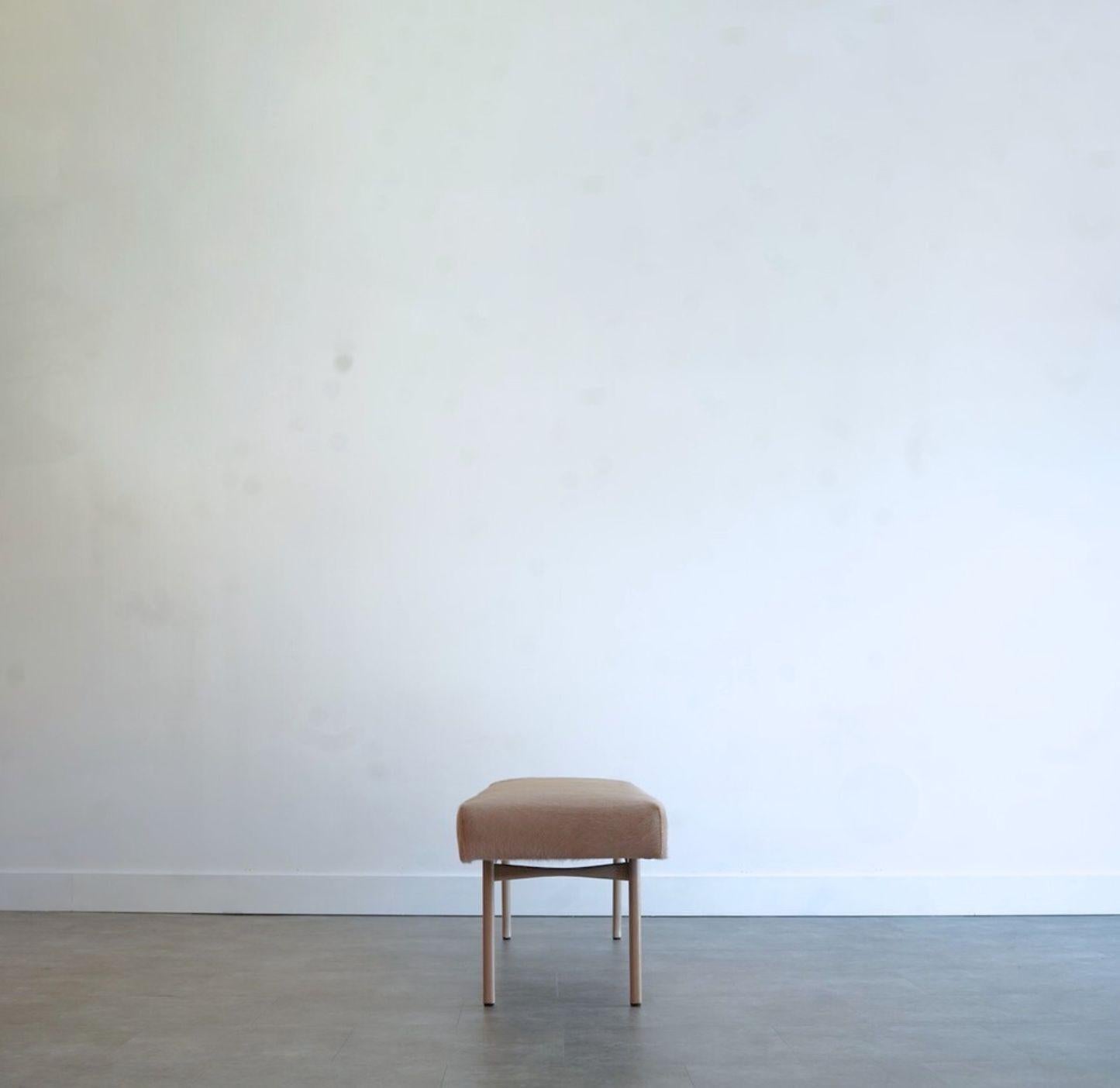 Américain Sculptural ICO Bench Series 72 in White Oak by Stamford Modern en vente