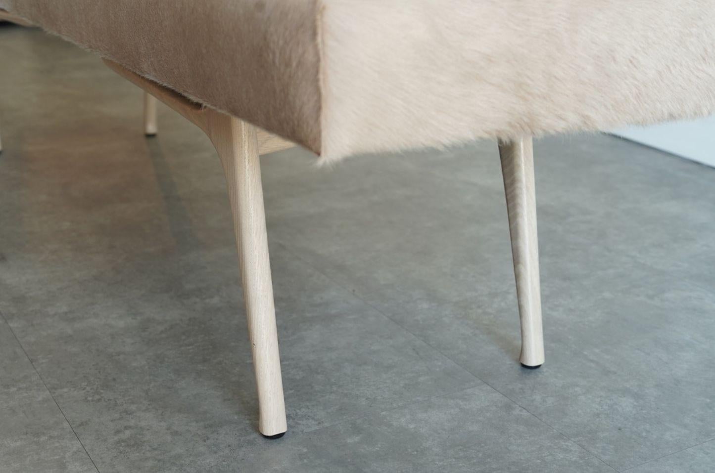Chêne Sculptural ICO Bench Series 72 in White Oak by Stamford Modern en vente