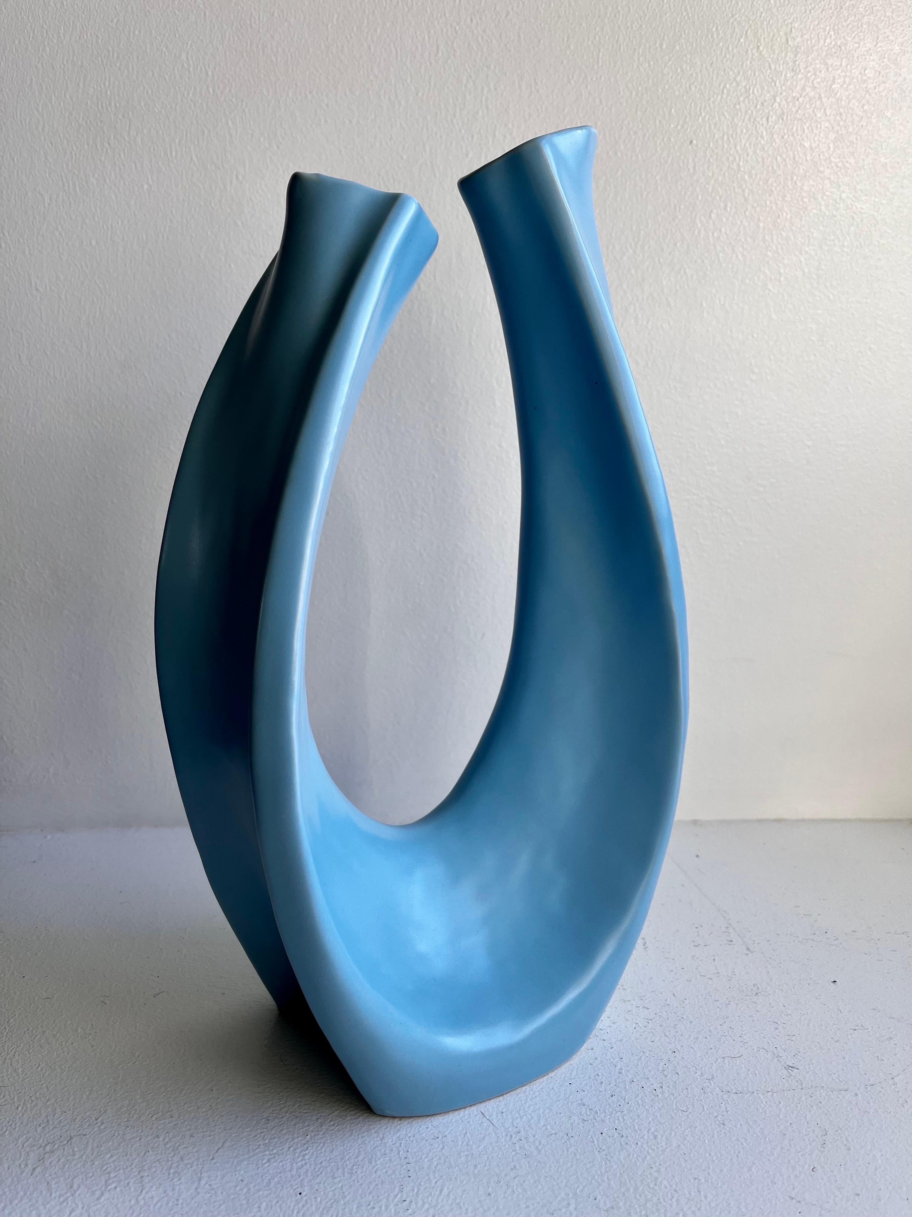 Sculptural Ikebana Ceramic Vase, circa 1965 In Good Condition For Sale In Philadelphia, PA