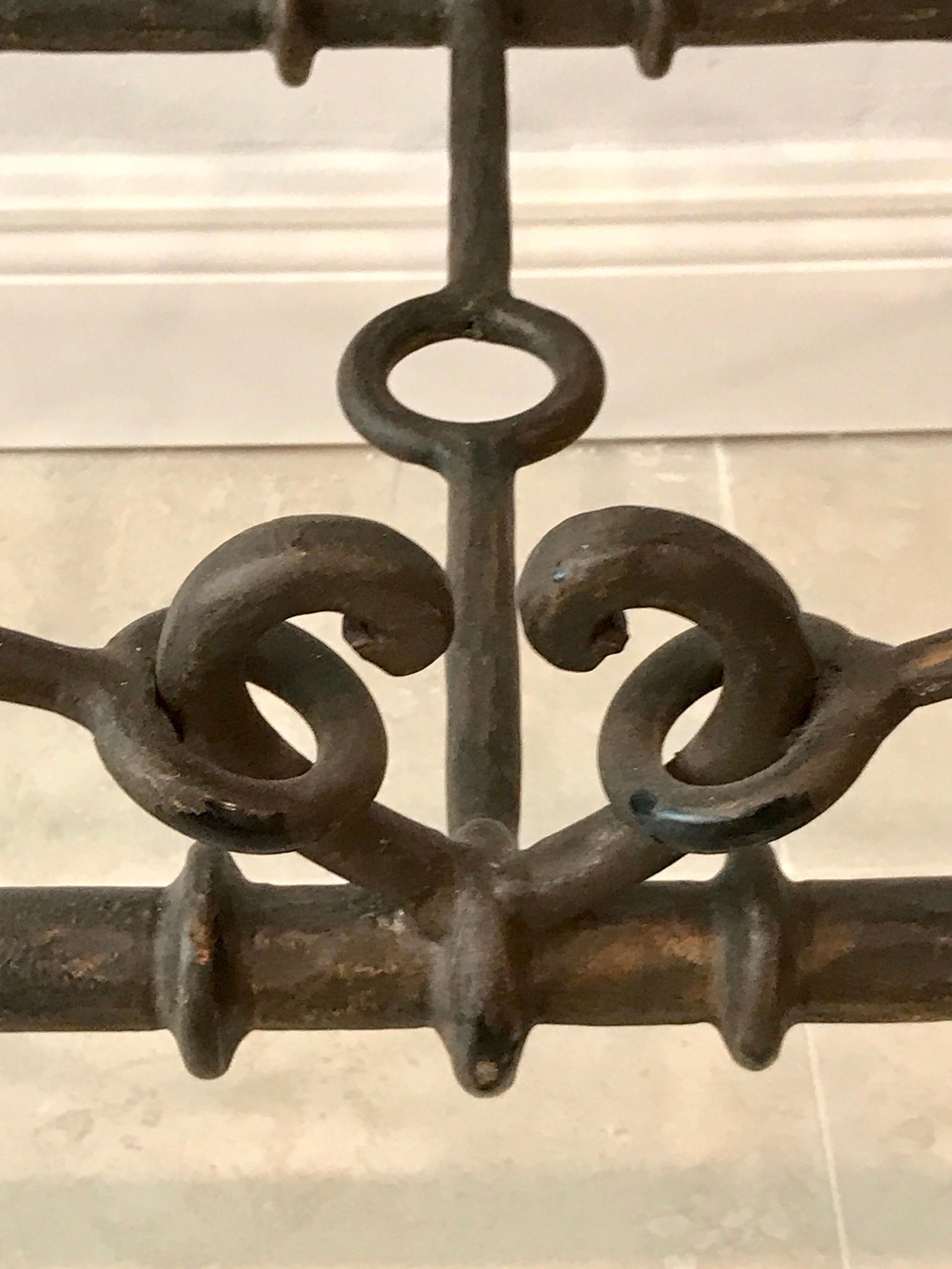 Sculptural Iron Table Base in the Style of Giacometti In Good Condition In West Palm Beach, FL
