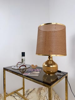 Sculptural Italian 1970s Table Lamp in Gilt Metal, Carved Wood and Woven Cane
