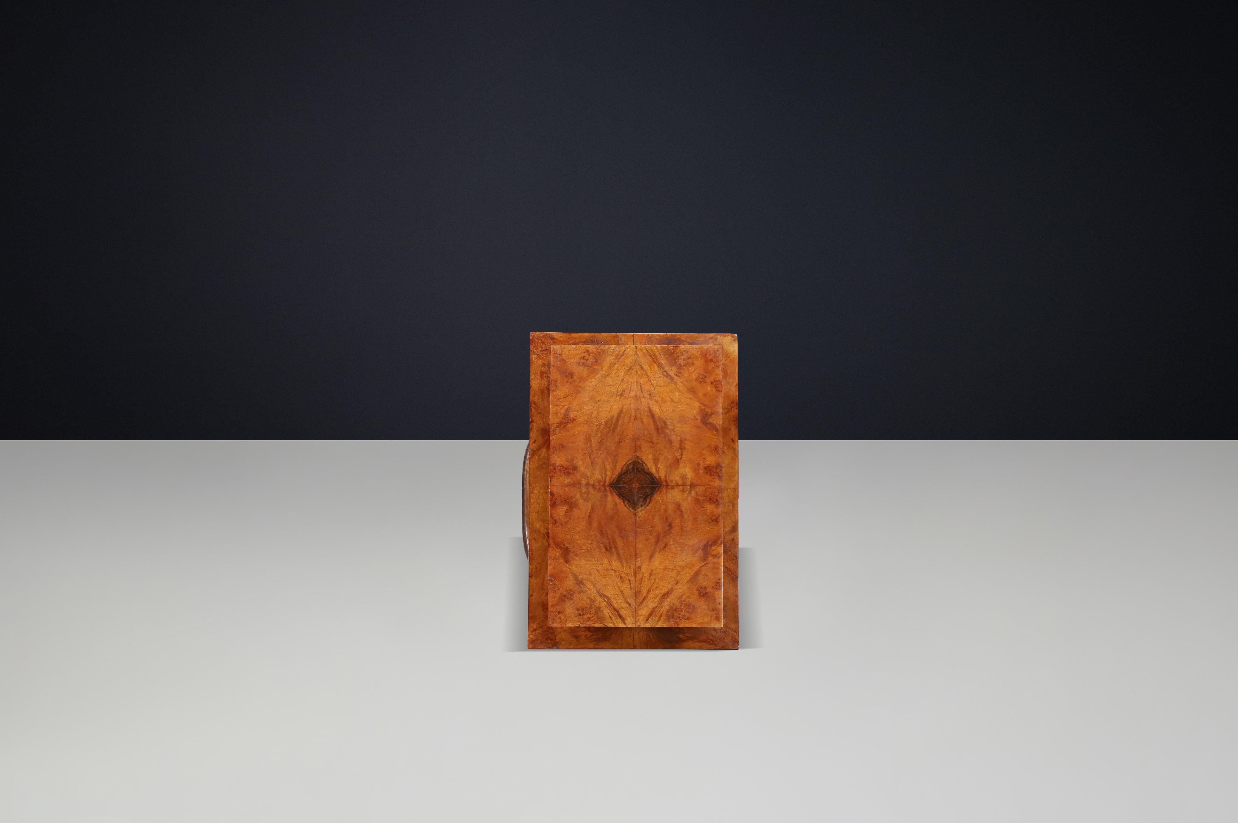 Sculptural Italian Art Deco Walnut Console Table, Naples, 1930s For Sale 3