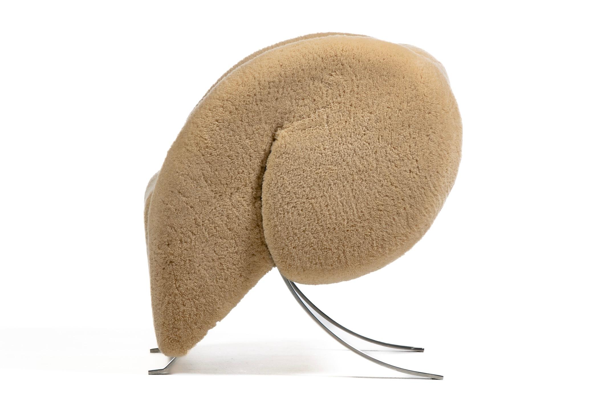 Post-Modern Sculptural Italian Chair by Arflex in Hand Sewn Champagne Shearling Hides c.1991 For Sale