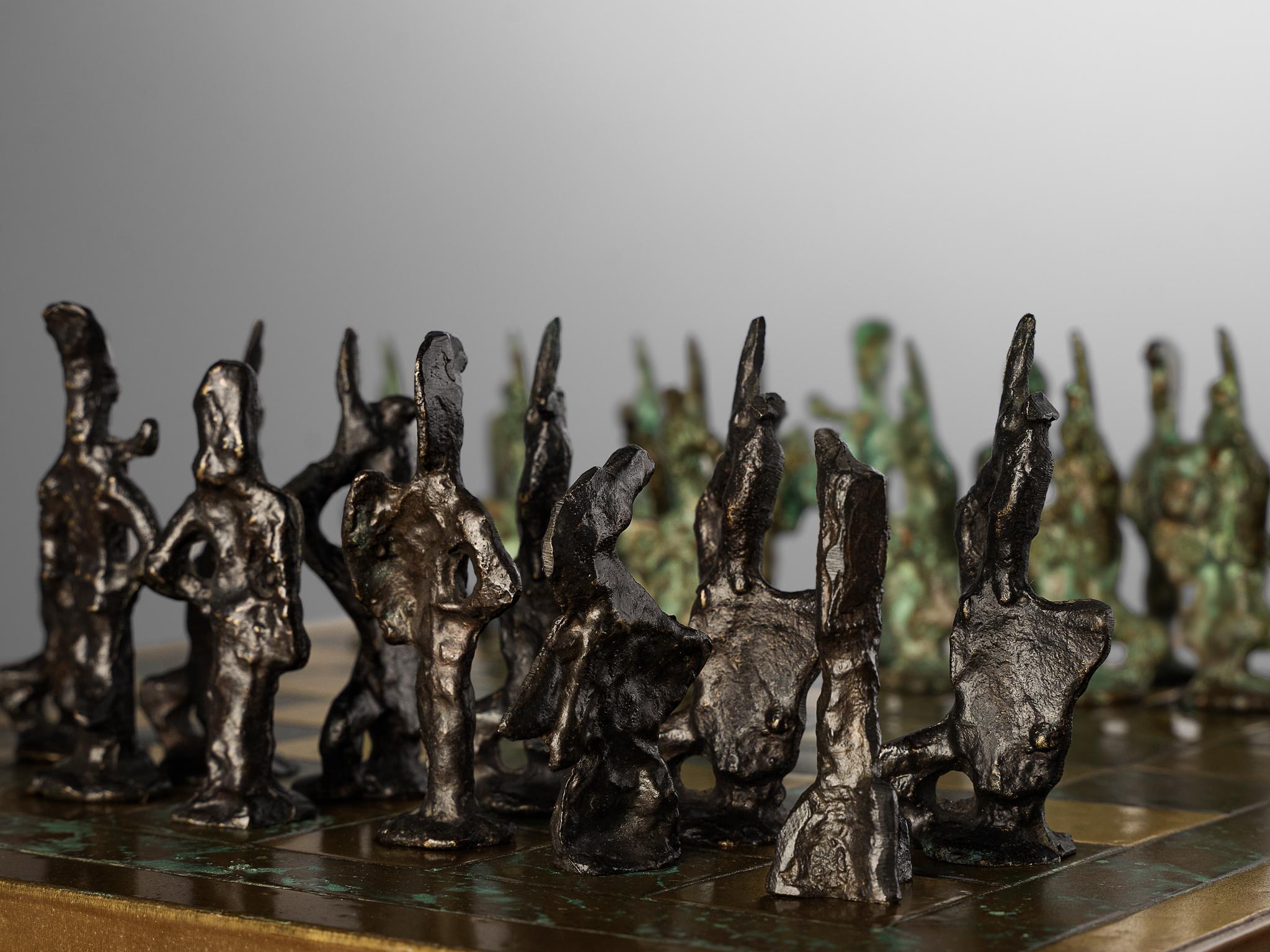 Milieu du XXe siècle Ensemble d'échecs italiens sculpturaux dans le style d'Alberto Giacometti en vente