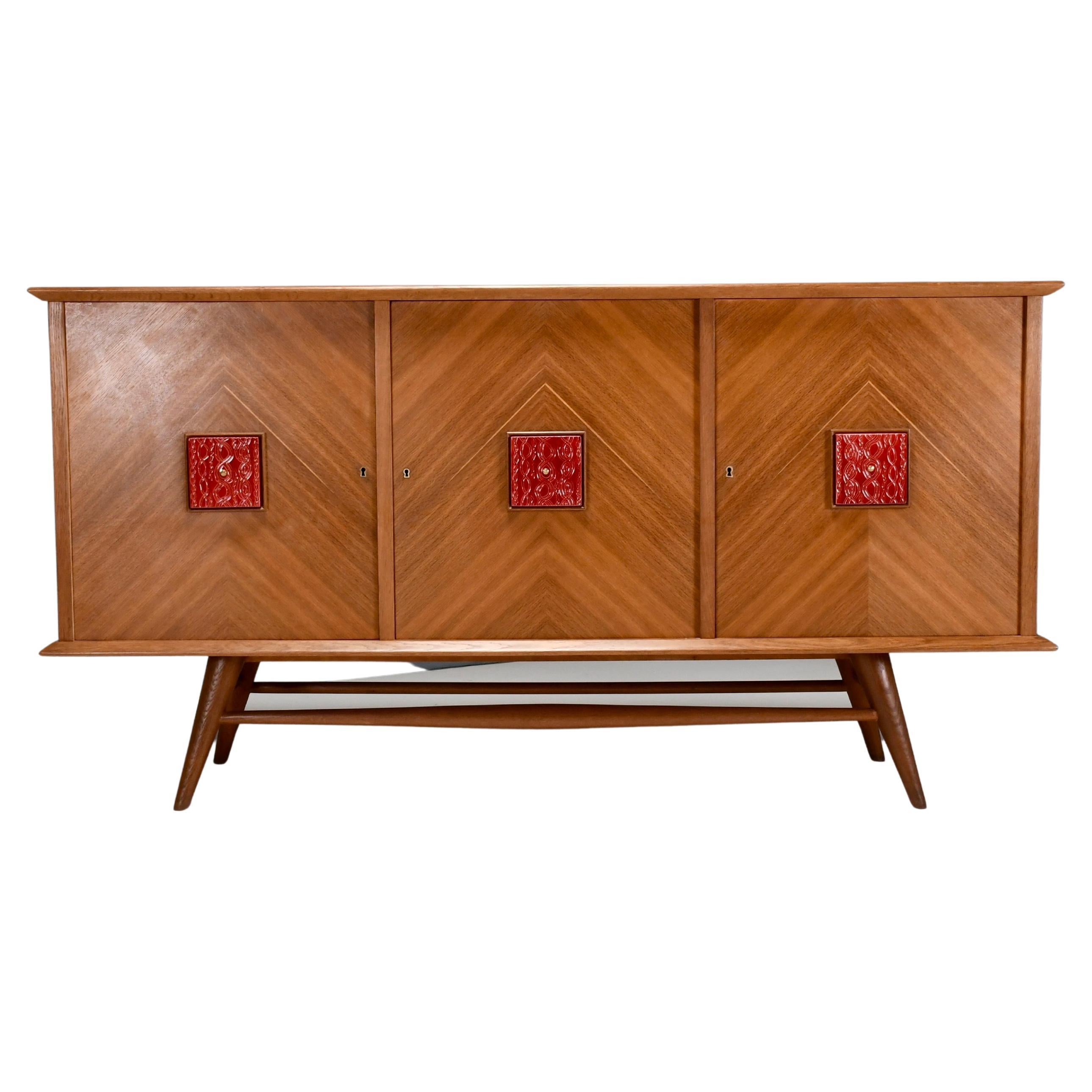 Sculptural Italian credenza in Oak with ceramic and brass details, Italy, 1960's