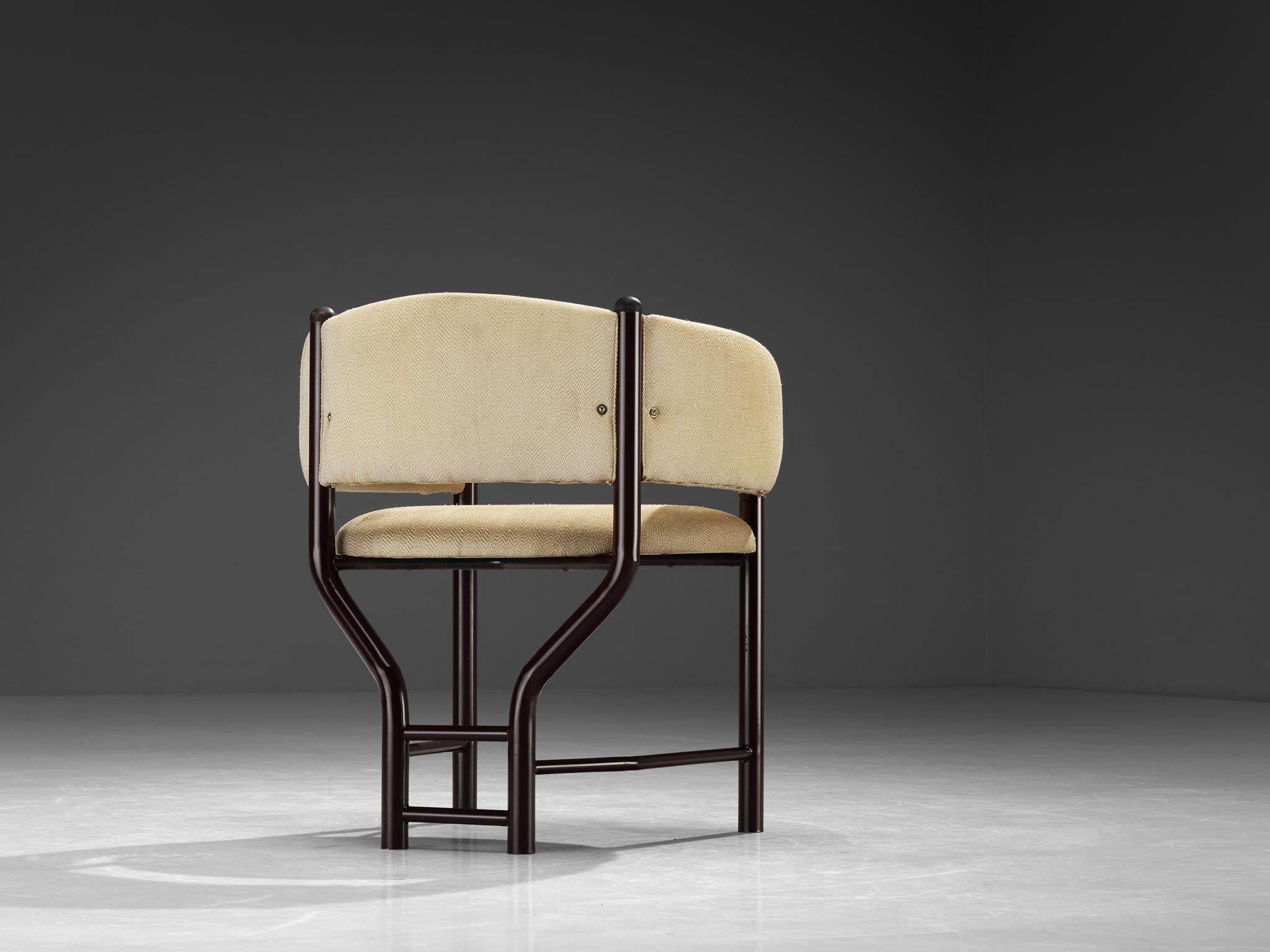 Mid-Century Modern Sculptural Italian Dining Chair in Beige Upholstery For Sale