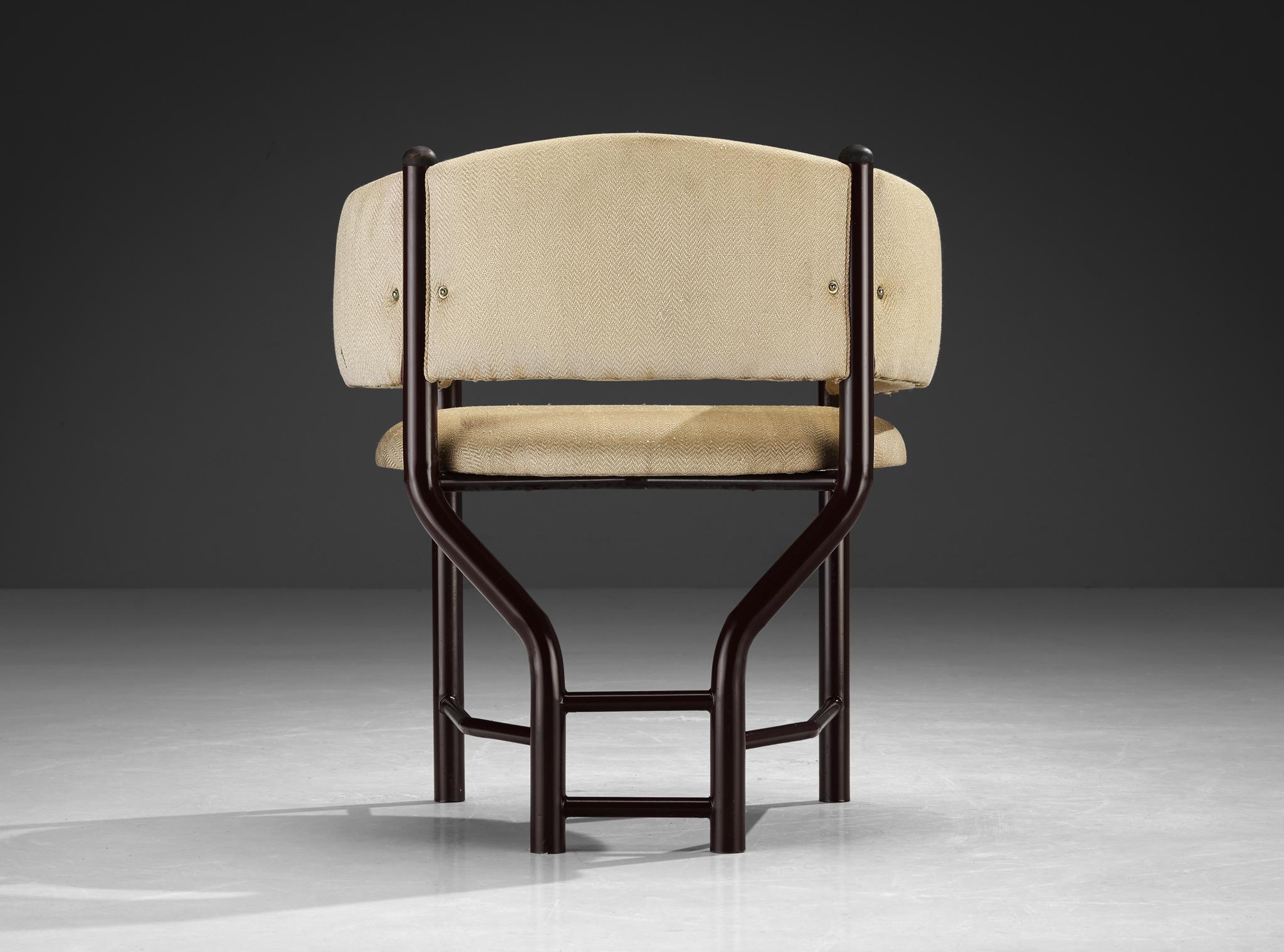 Mid-20th Century Sculptural Italian Dining Chair in Beige Upholstery For Sale