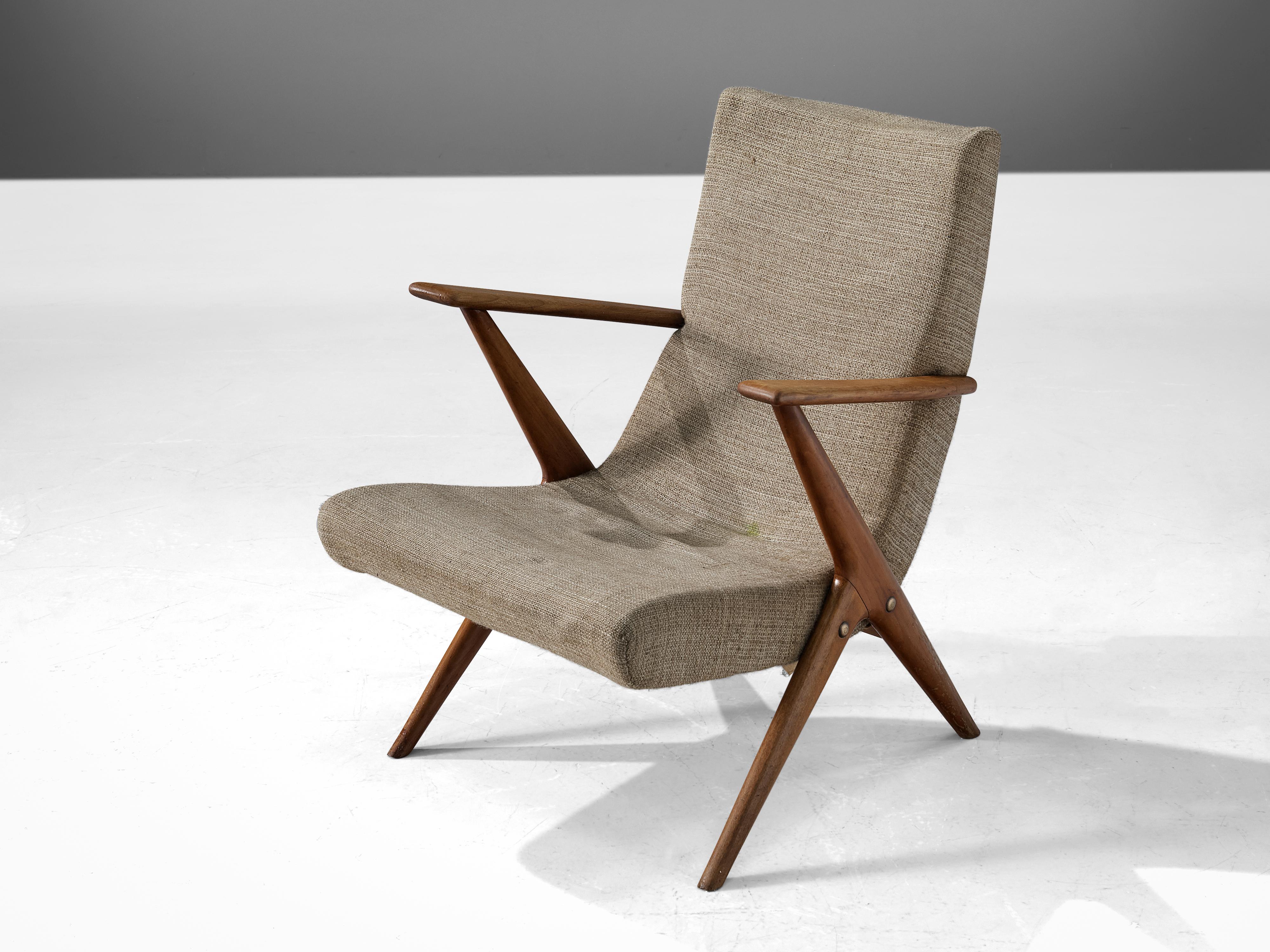 Sculptural Italian Lounge Chair in Cherry 1