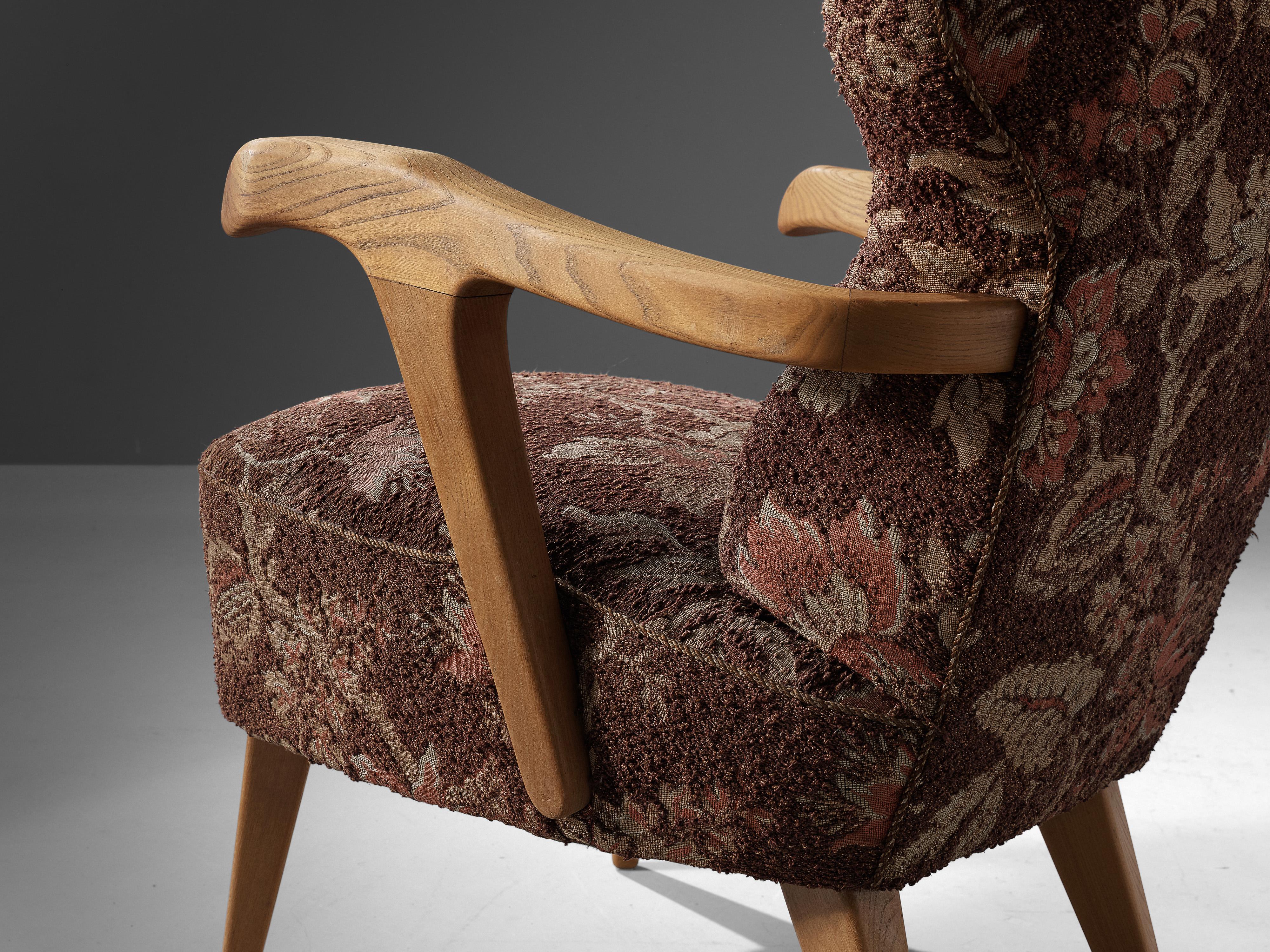 Mid-20th Century Sculptural Italian Lounge Chair in Oak and Floral Upholstery