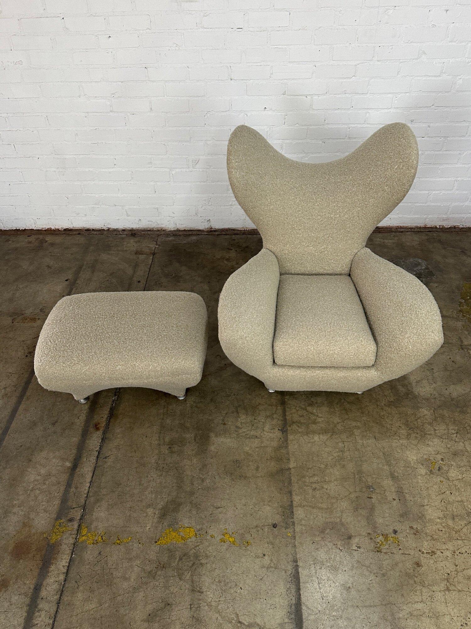Sculptural Italian lounger and ottoman- set For Sale 6