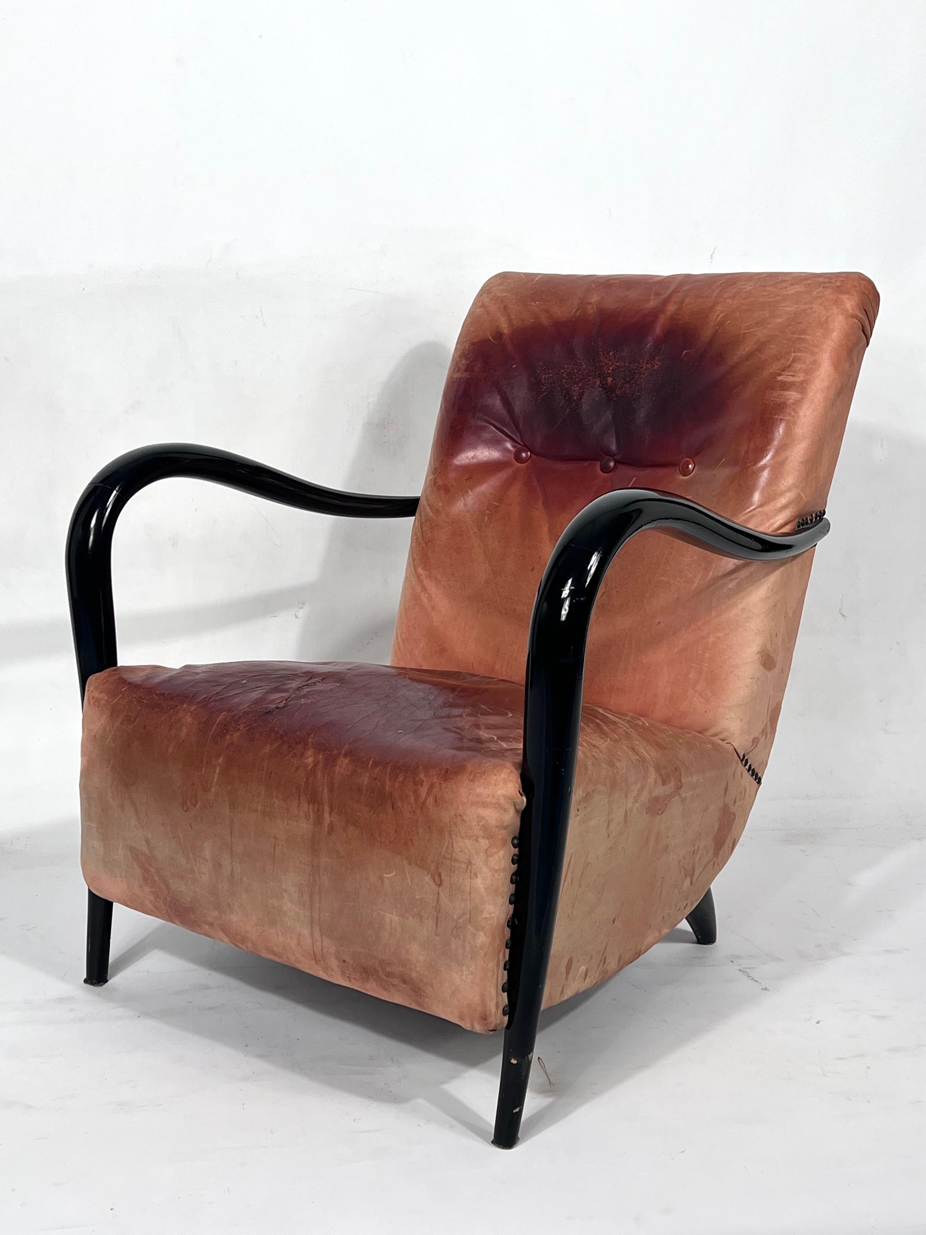 Mid-Century Modern Sculptural Italian Mid-Century Leather and Curved Wood Armchair from 50s For Sale