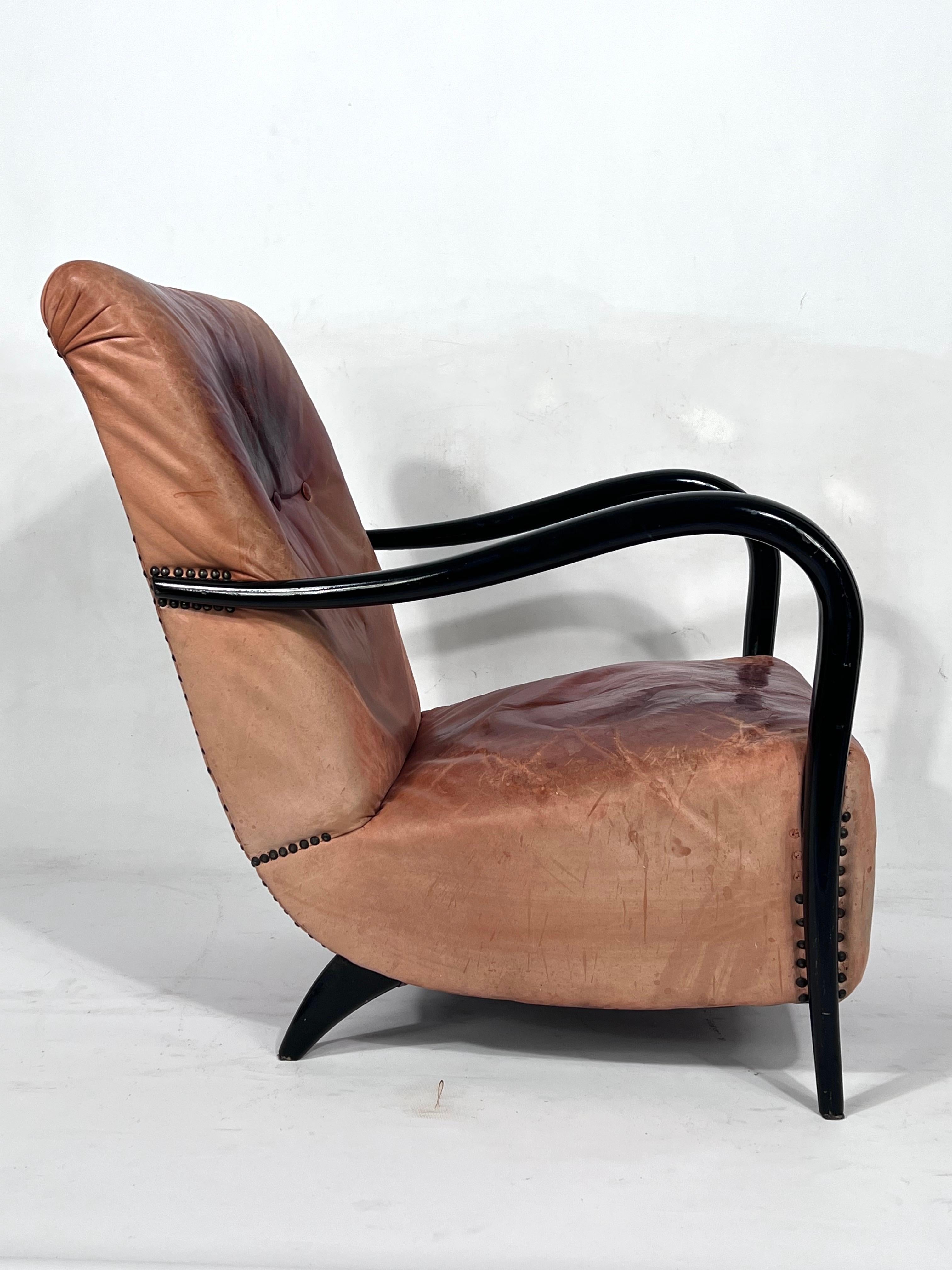 Sculptural Italian Mid-Century Leather and Curved Wood Armchair from 50s For Sale 3