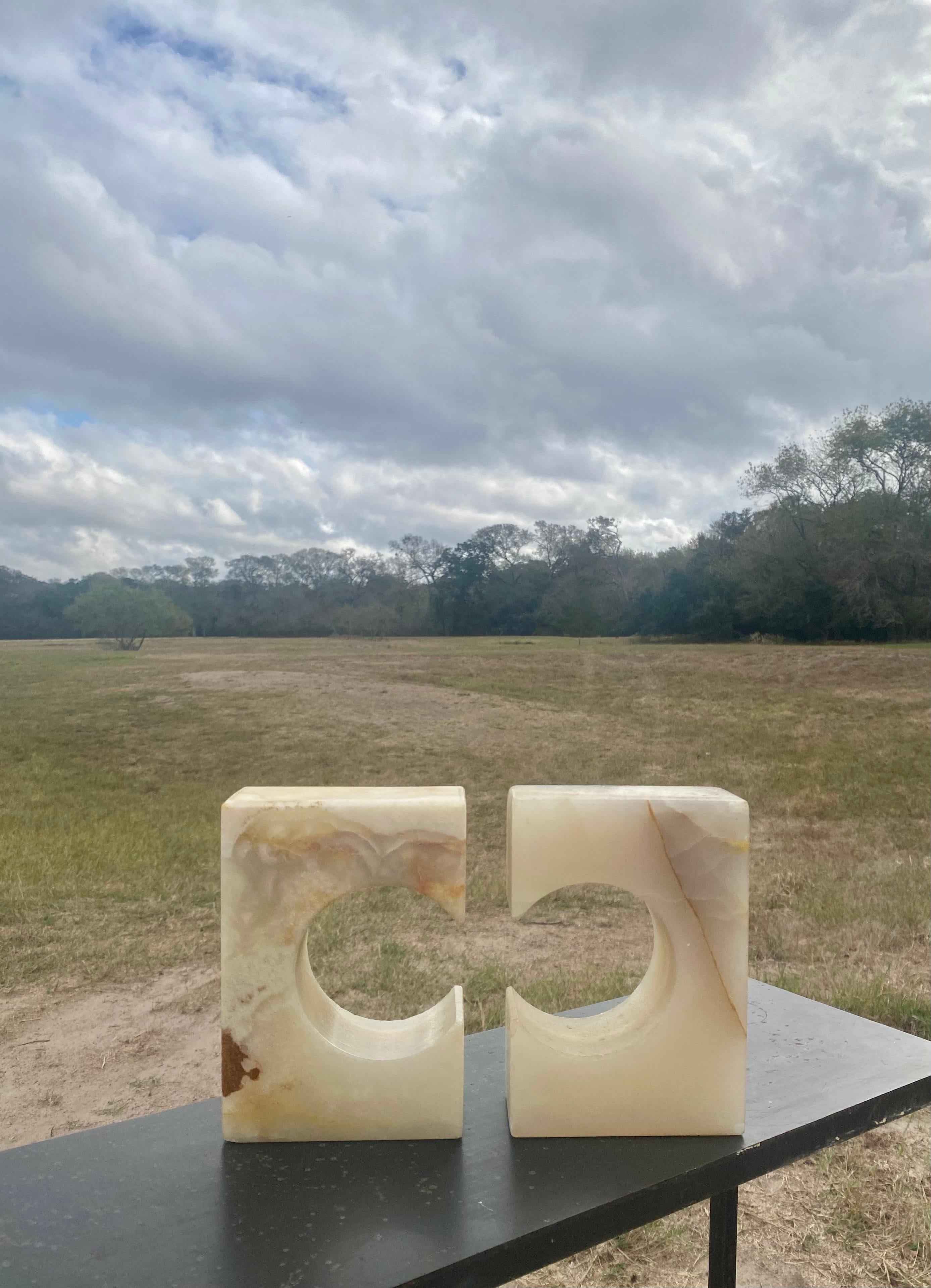 Sculptural Italian Onyx Bookends In Good Condition In Round Top, TX