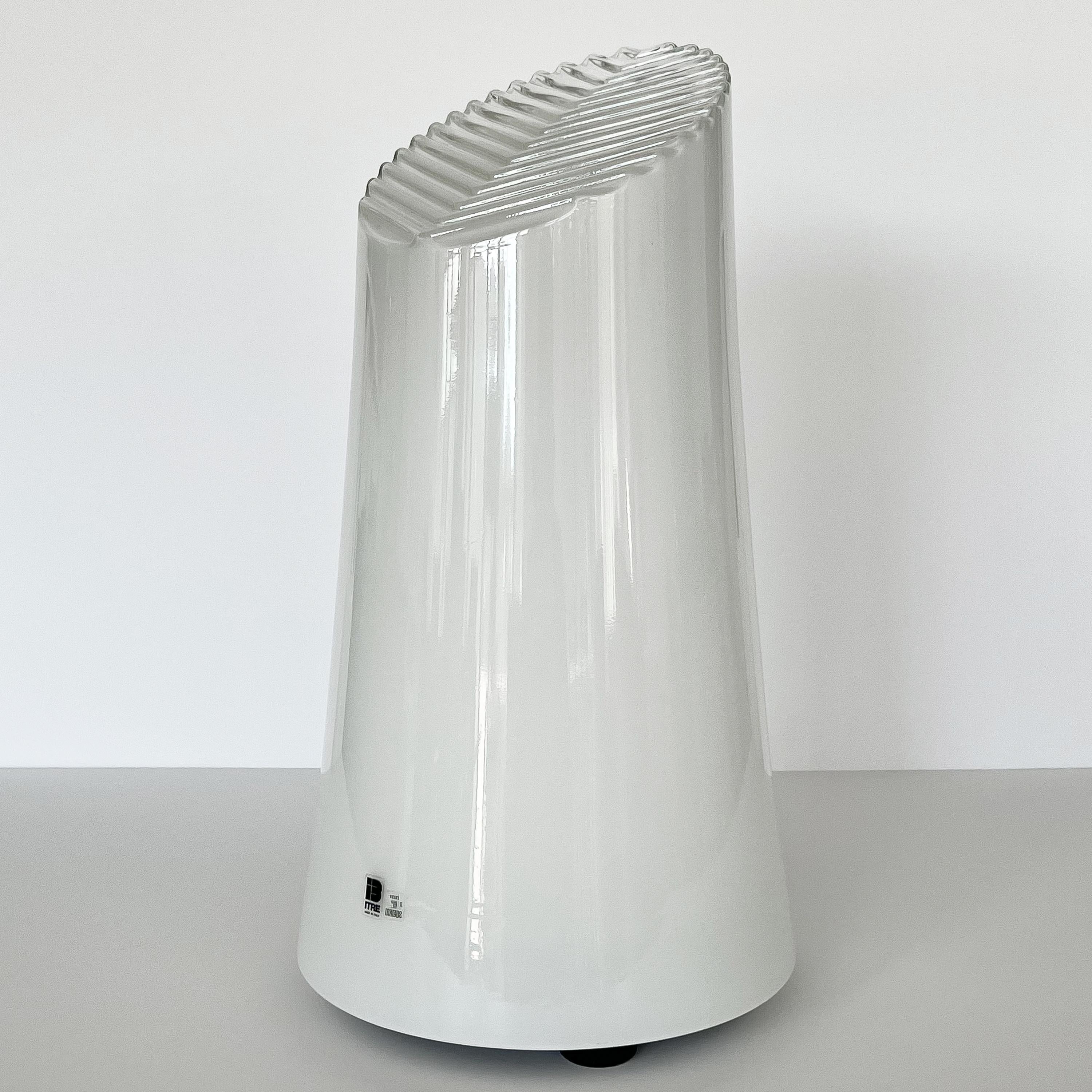  Sculptural Italian White Cased Glass Table Lamp by ITRE In Excellent Condition In Chicago, IL