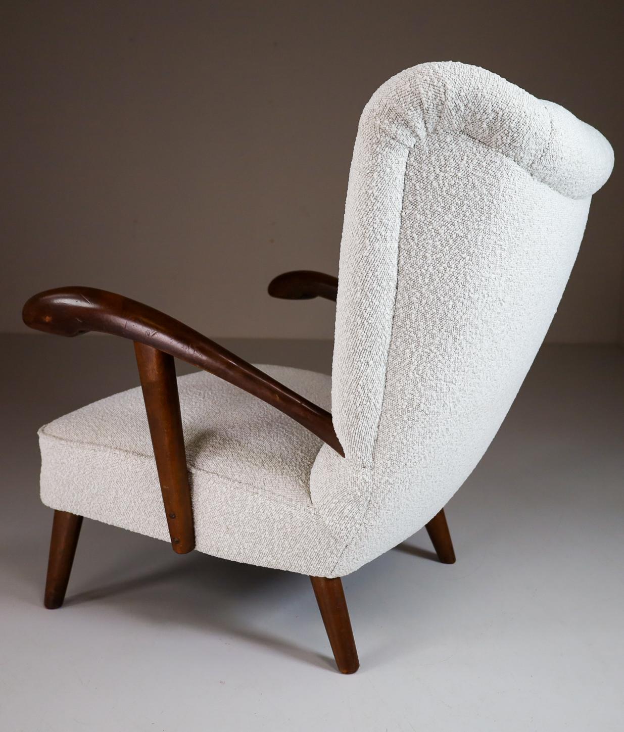 Sculptural Italian Wing Chair in Walnut & Reupholstered in Bouclé Wool Fabric 6