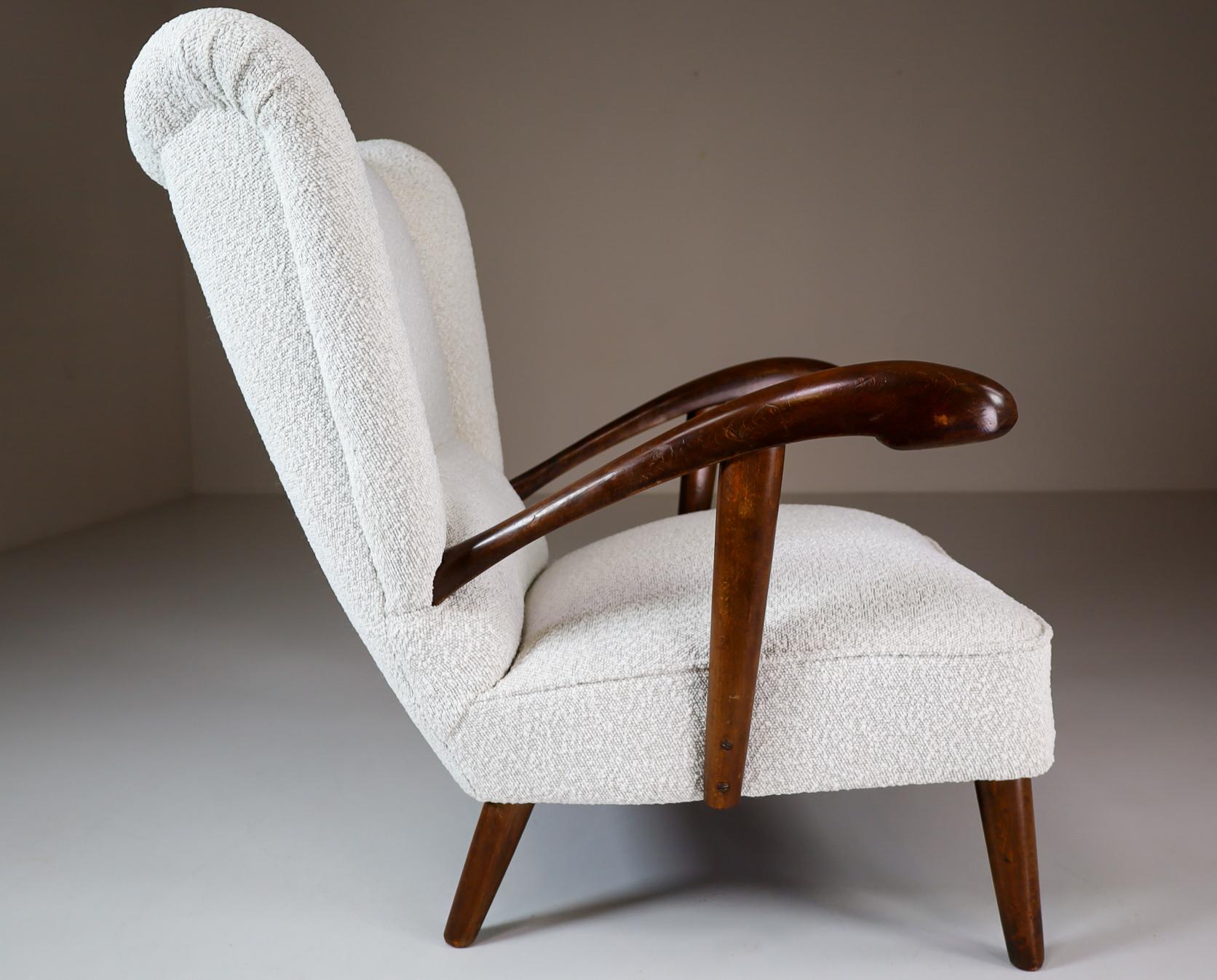 Sculptural Italian Wing Chair in Walnut & Reupholstered in Bouclé Wool Fabric 4