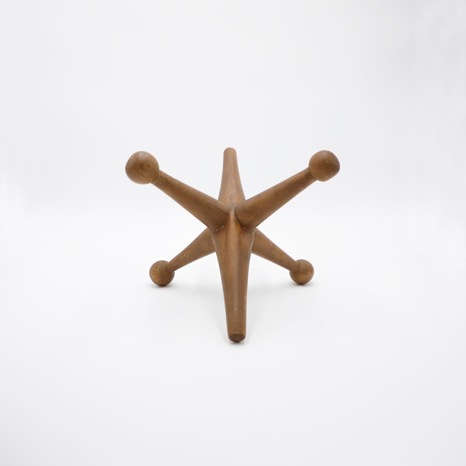 Mid-Century Modern Jack sculptural en Wood Wood en vente