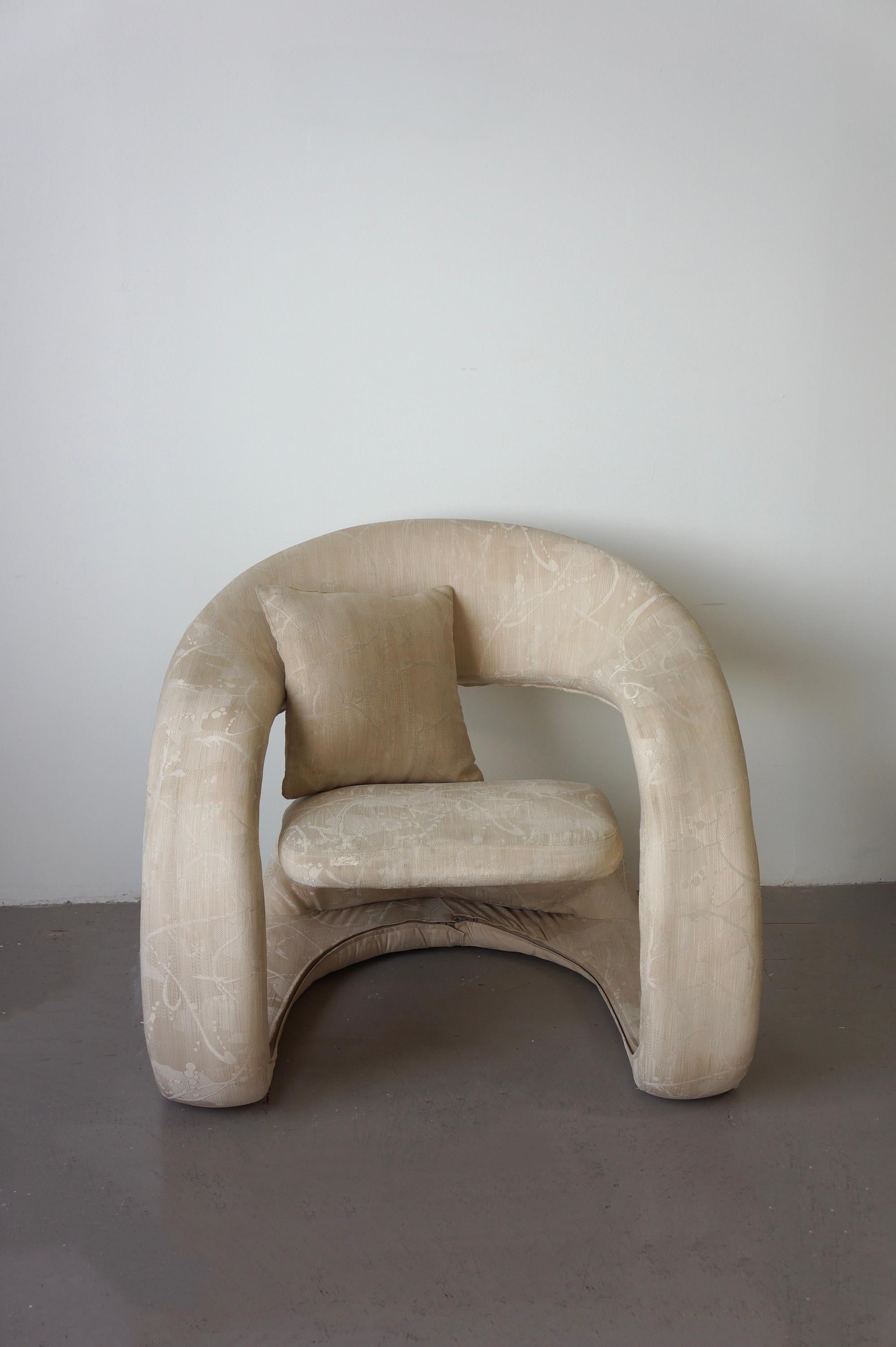 Post-Modern Sculptural Jaymar tongue cantilever lounge chair 