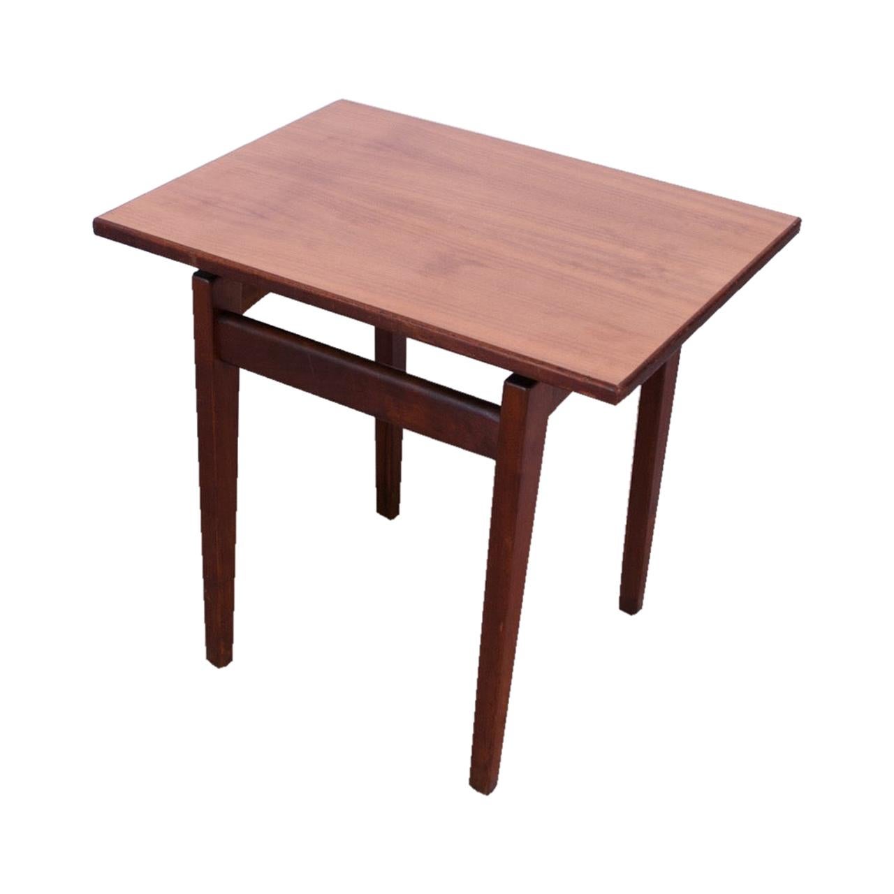 Sculptural Jens Risom Walnut Side Table