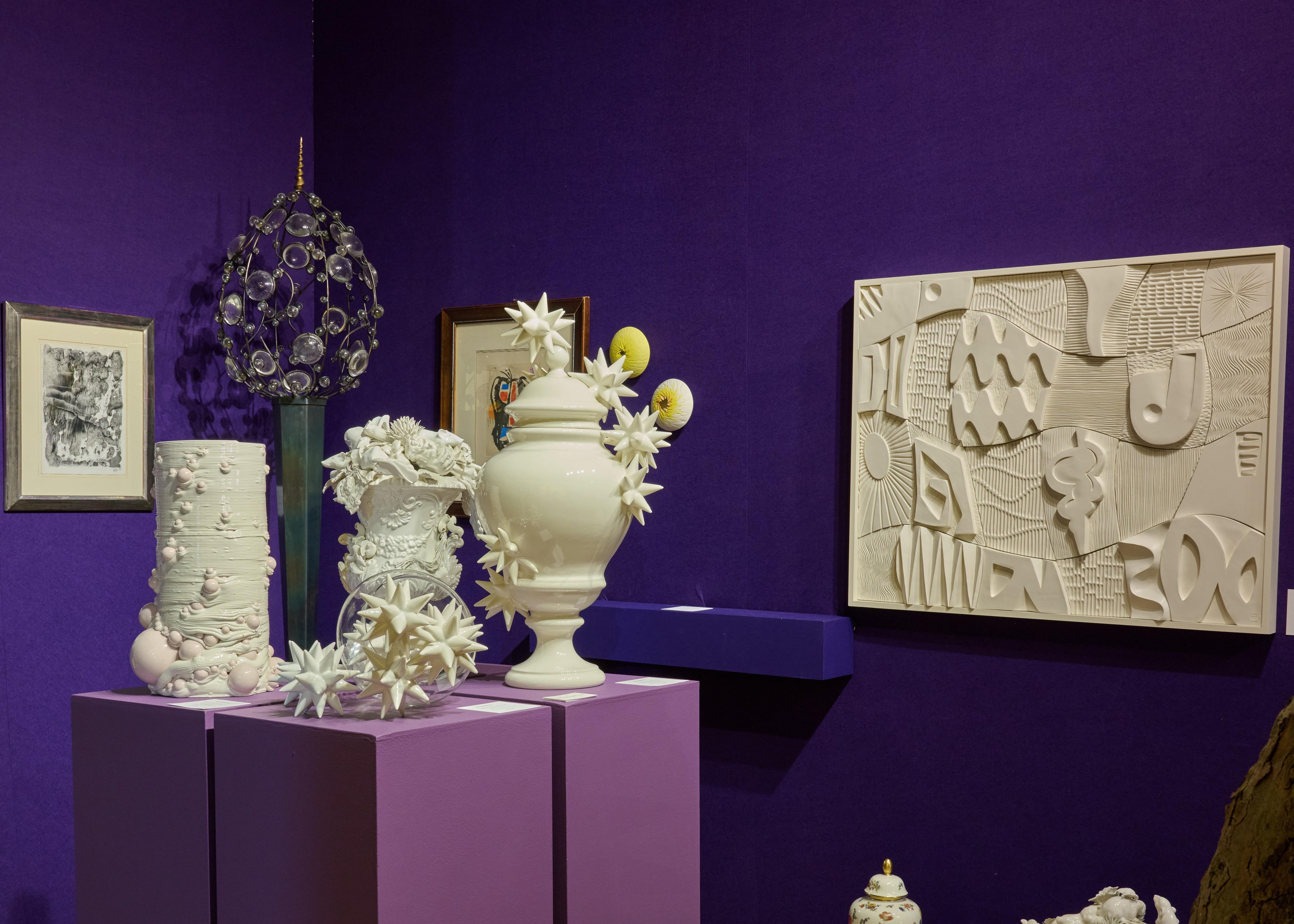 Panel de pared escultórico de jesmonita de Victoria Ellis British Contemporary Yeso en venta