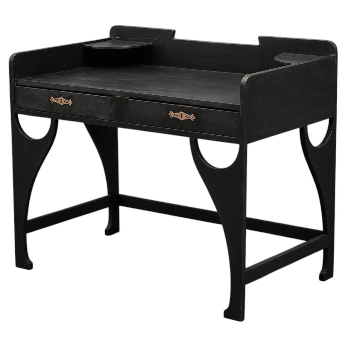Bureau sculptural Jugend de N. Boman OY Finlande, fournisseur royal suédois en 1927.