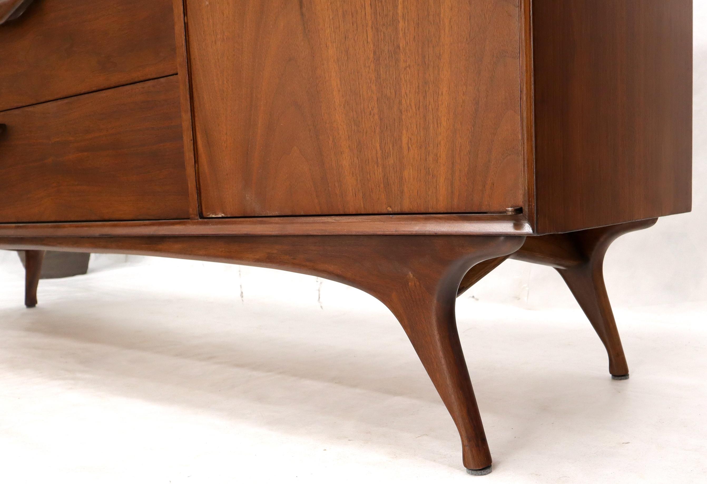 Sculptural Legs Long 9 Drawers Walnut Credenza Dresser with Doors For Sale 3