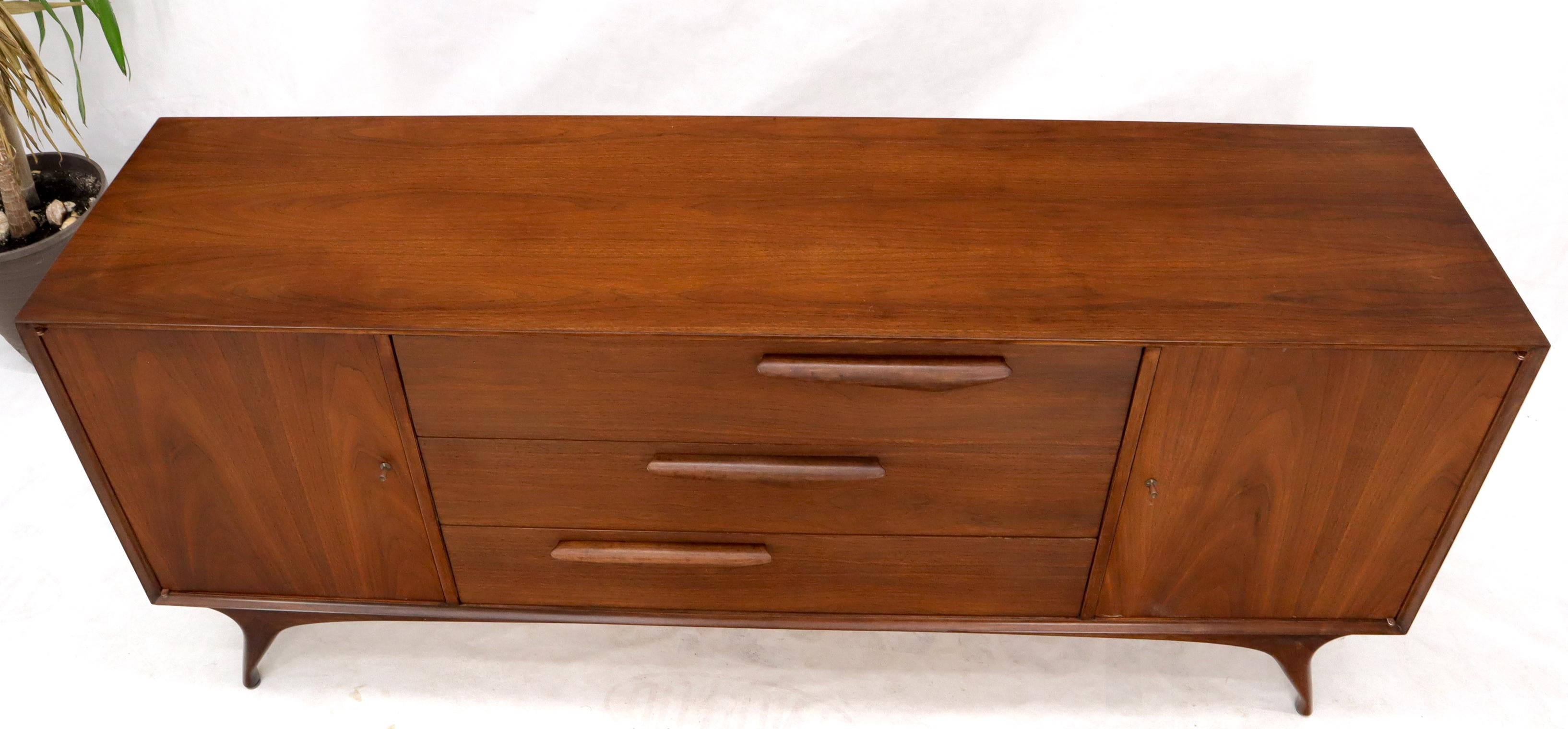 American Sculptural Legs Long 9 Drawers Walnut Credenza Dresser with Doors For Sale