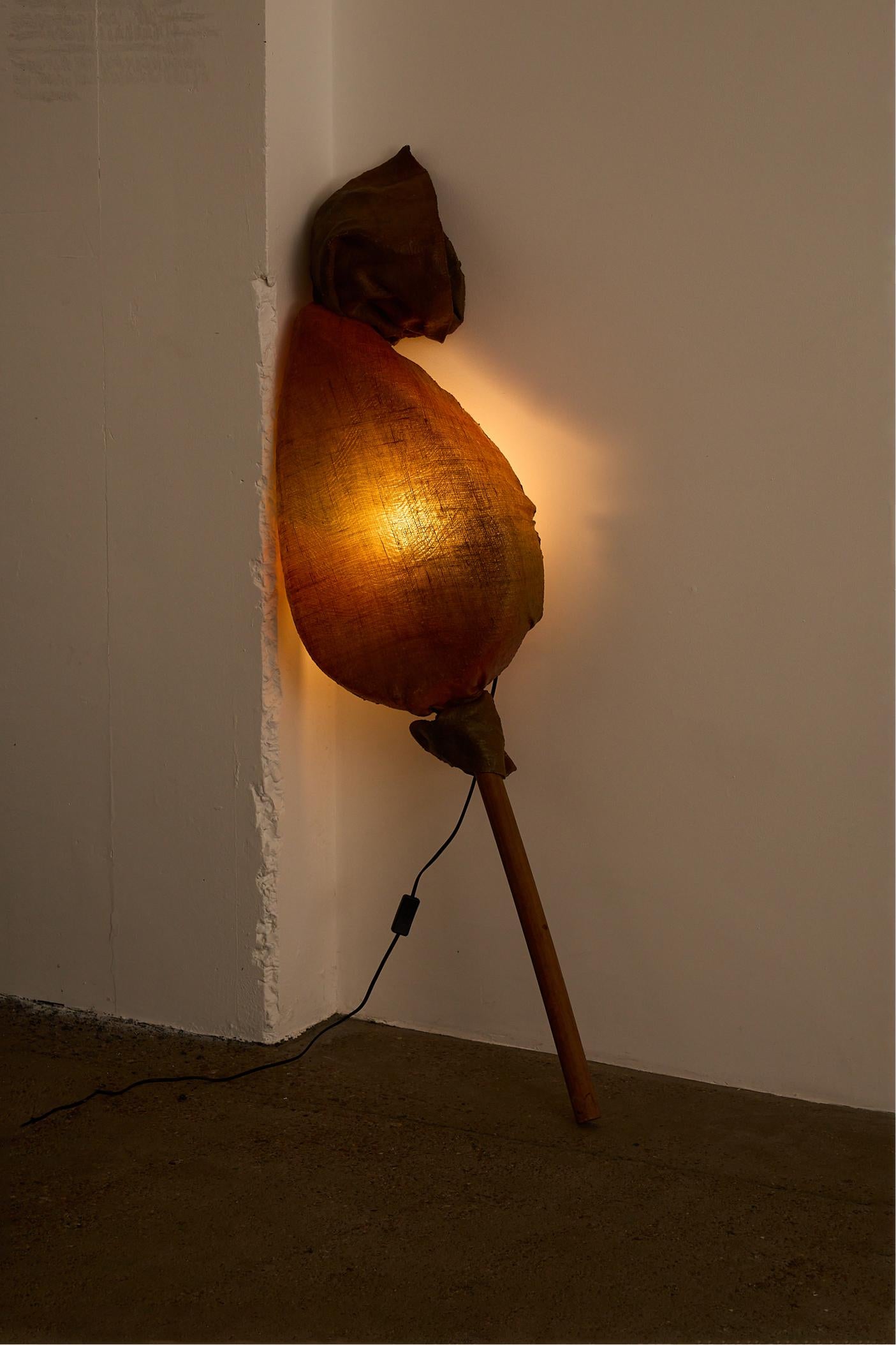 Lámpara escultórica de Lionel Le Scornec finales del siglo XX en venta