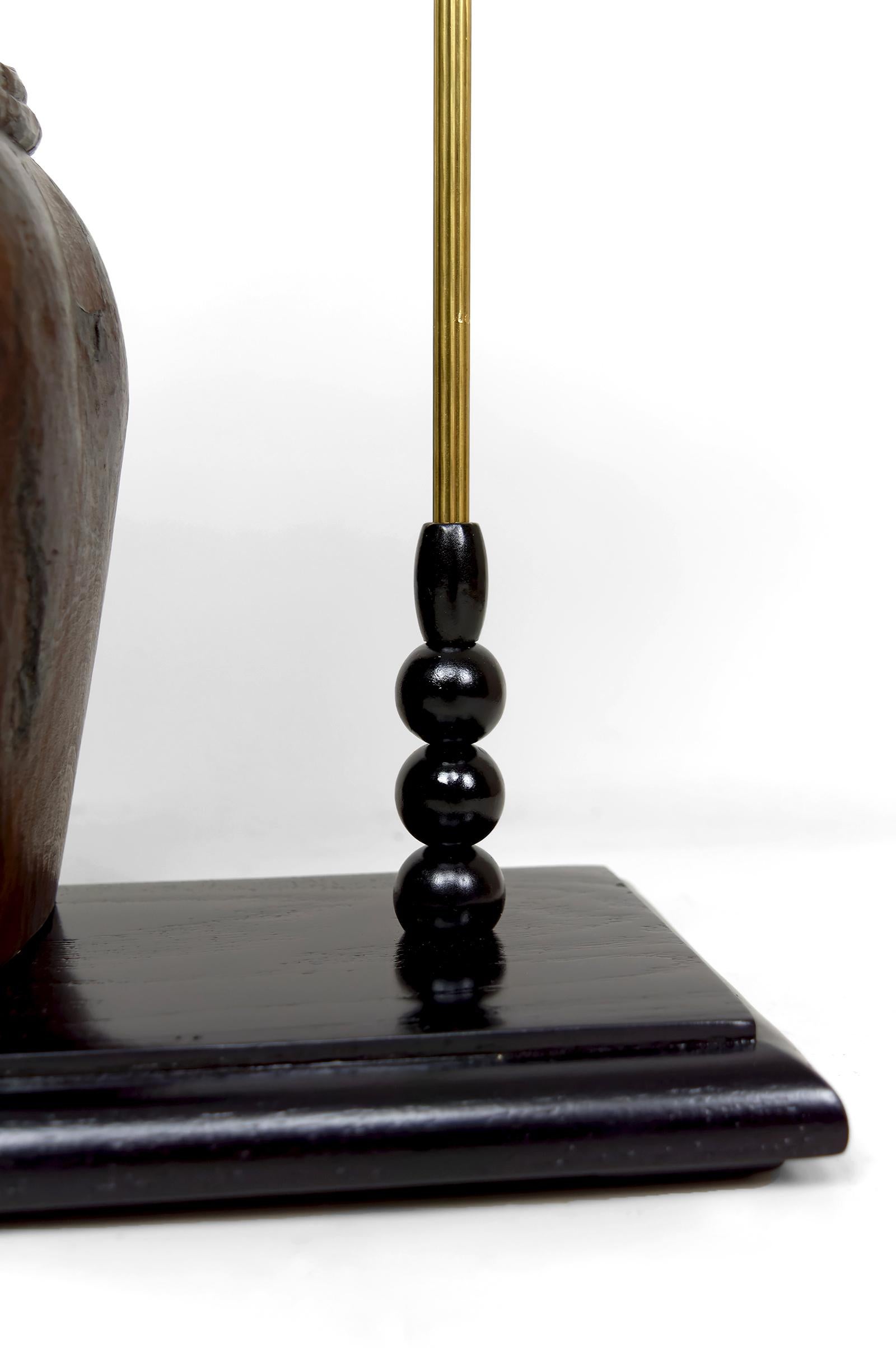 Lampe sculpturale, buste en ébène d'une femme africaine par AleXS, CIRCA 1970 en vente 9