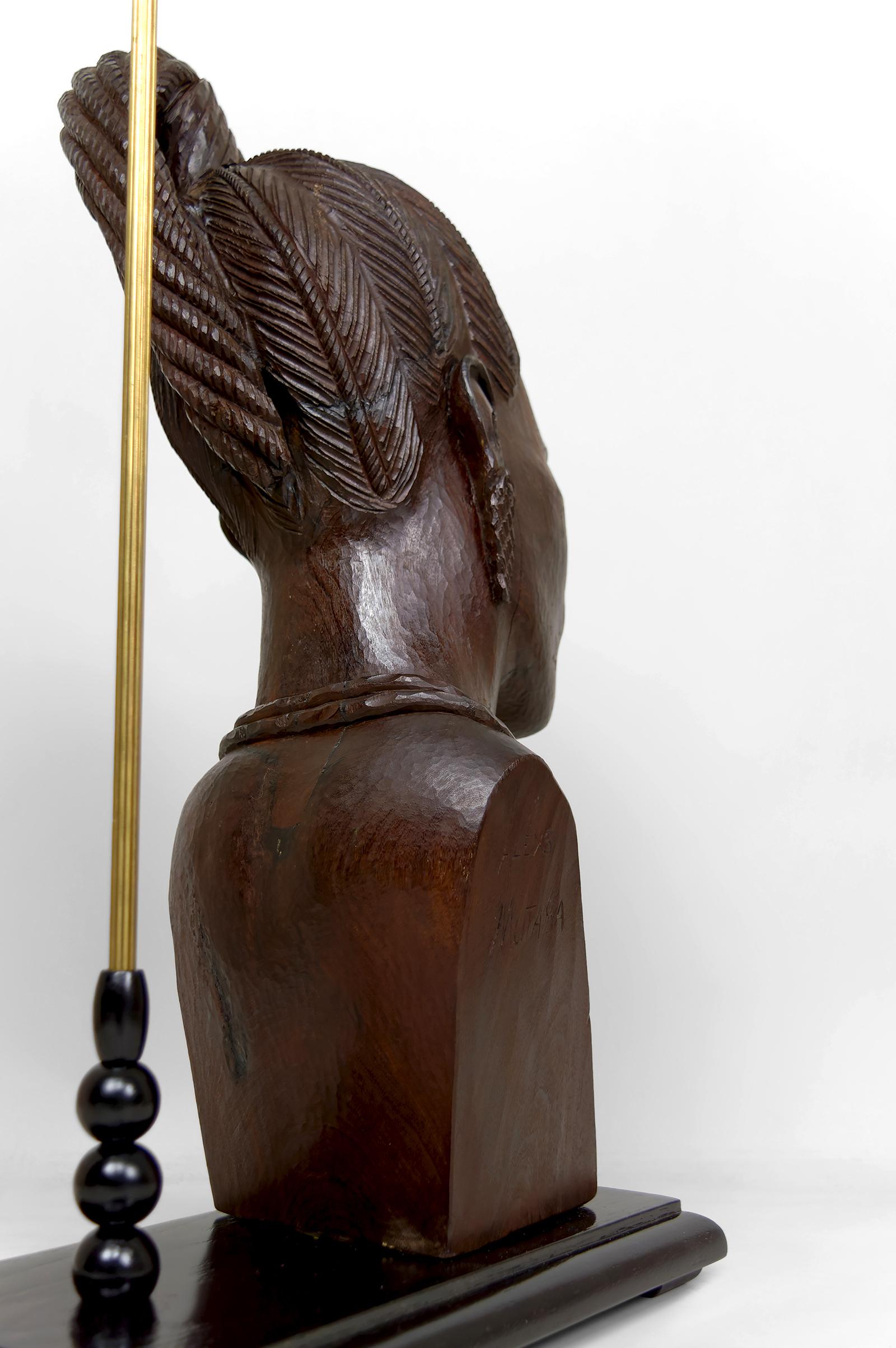 Lampe sculpturale, buste en ébène d'une femme africaine par AleXS, CIRCA 1970 en vente 12