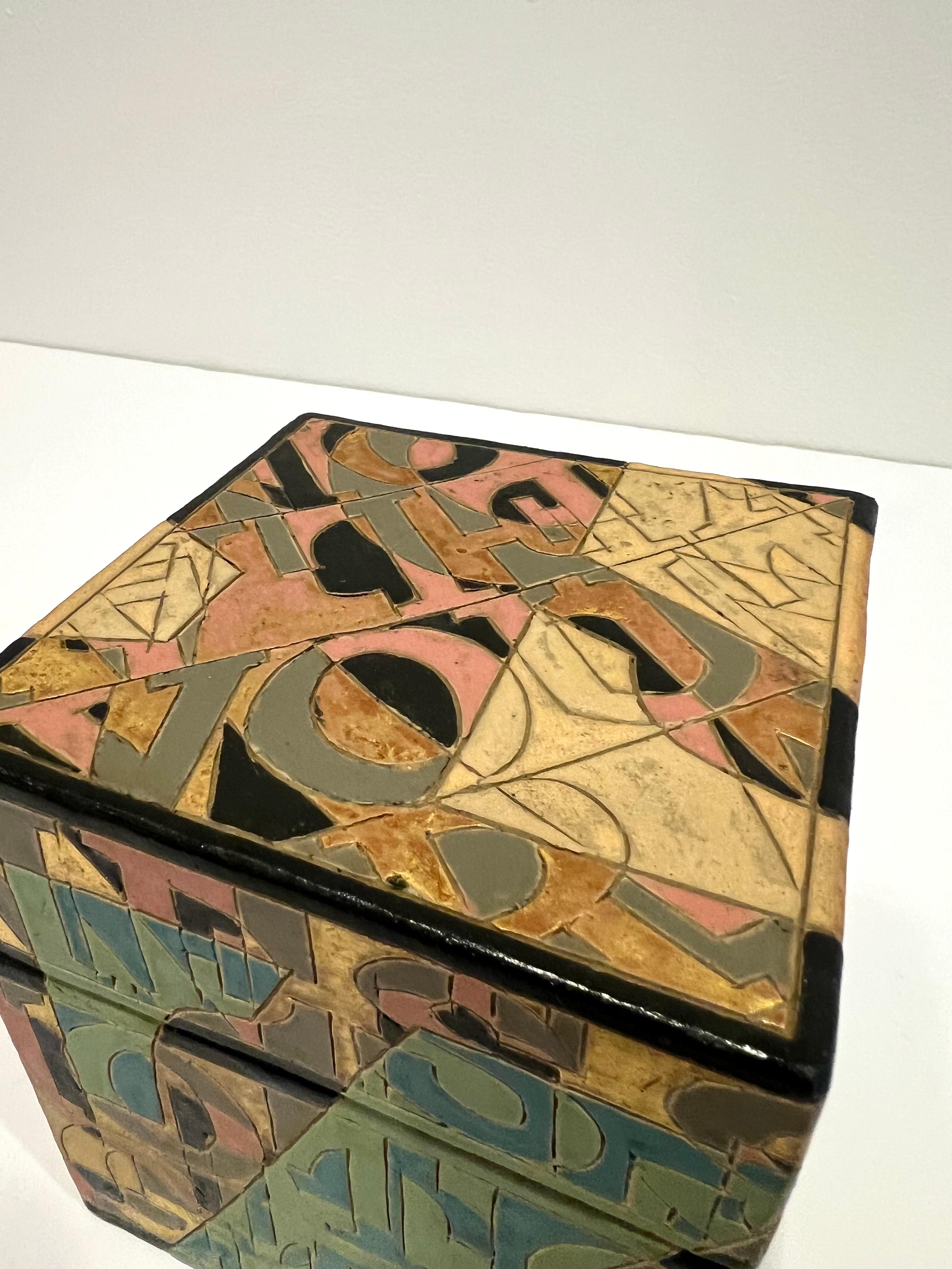 Vaso scultoreo in gres con coperchio e lettere incise di Bo Kristiansen, Danimarca in vendita 6