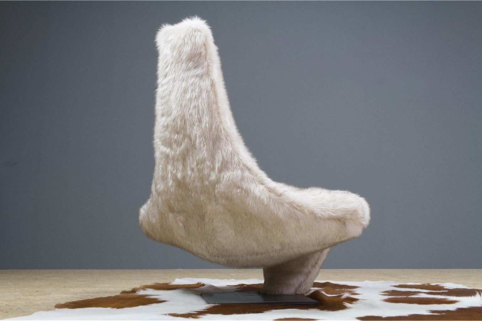 Late 20th Century Sculptural Lounge Chair in faux fur by Jack Crebolder for Dover Design, 1982 For Sale