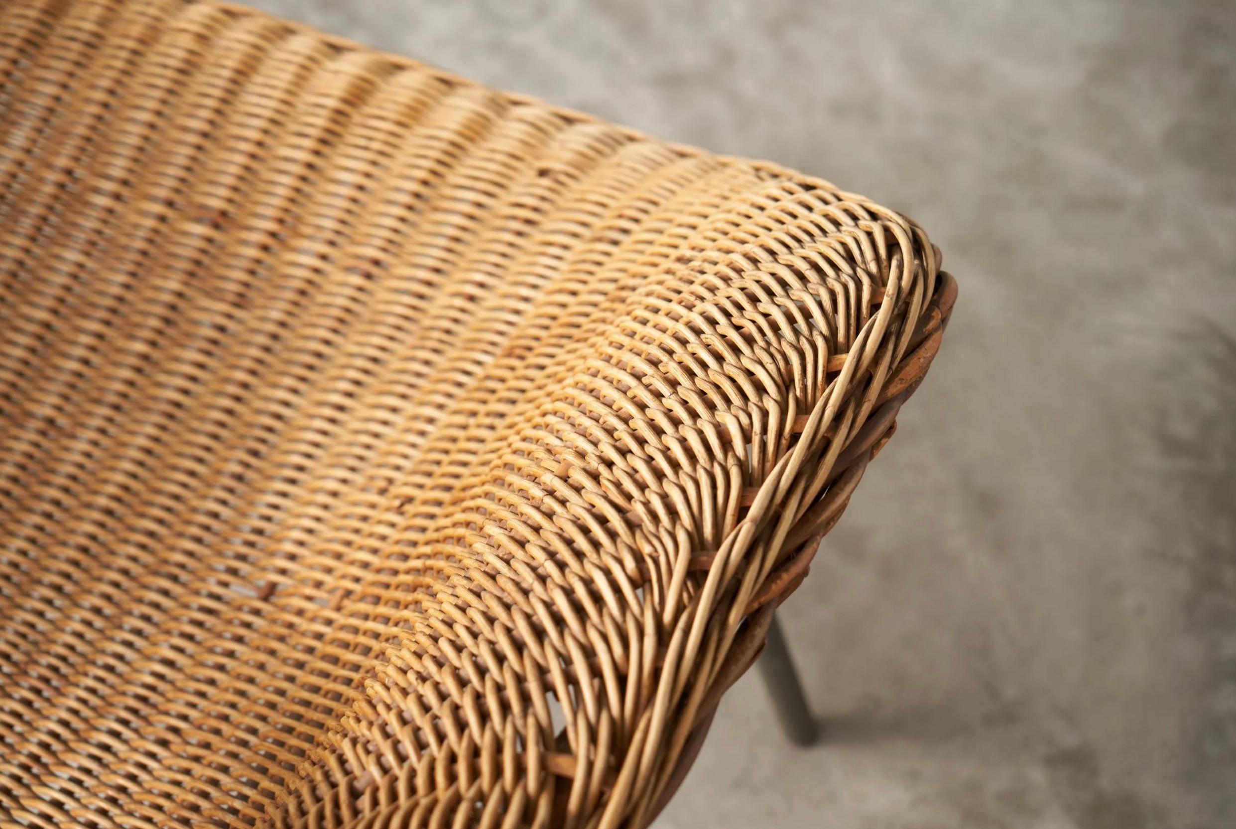 Sculptural Lounge Chair in Rattan and Metal The Netherlands 1960s im Zustand „Gut“ im Angebot in Meer, VAN
