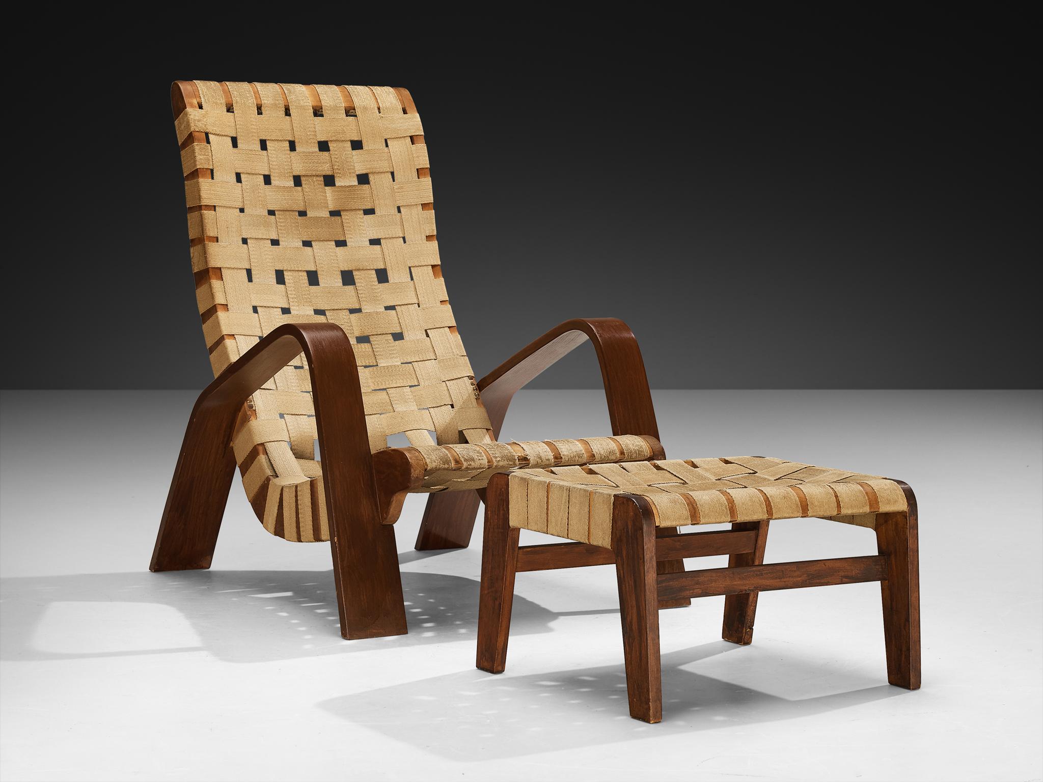 Ceco Sedia da salotto scultorea con ottomana in fettuccia di tela e legno di Bentwood in vendita