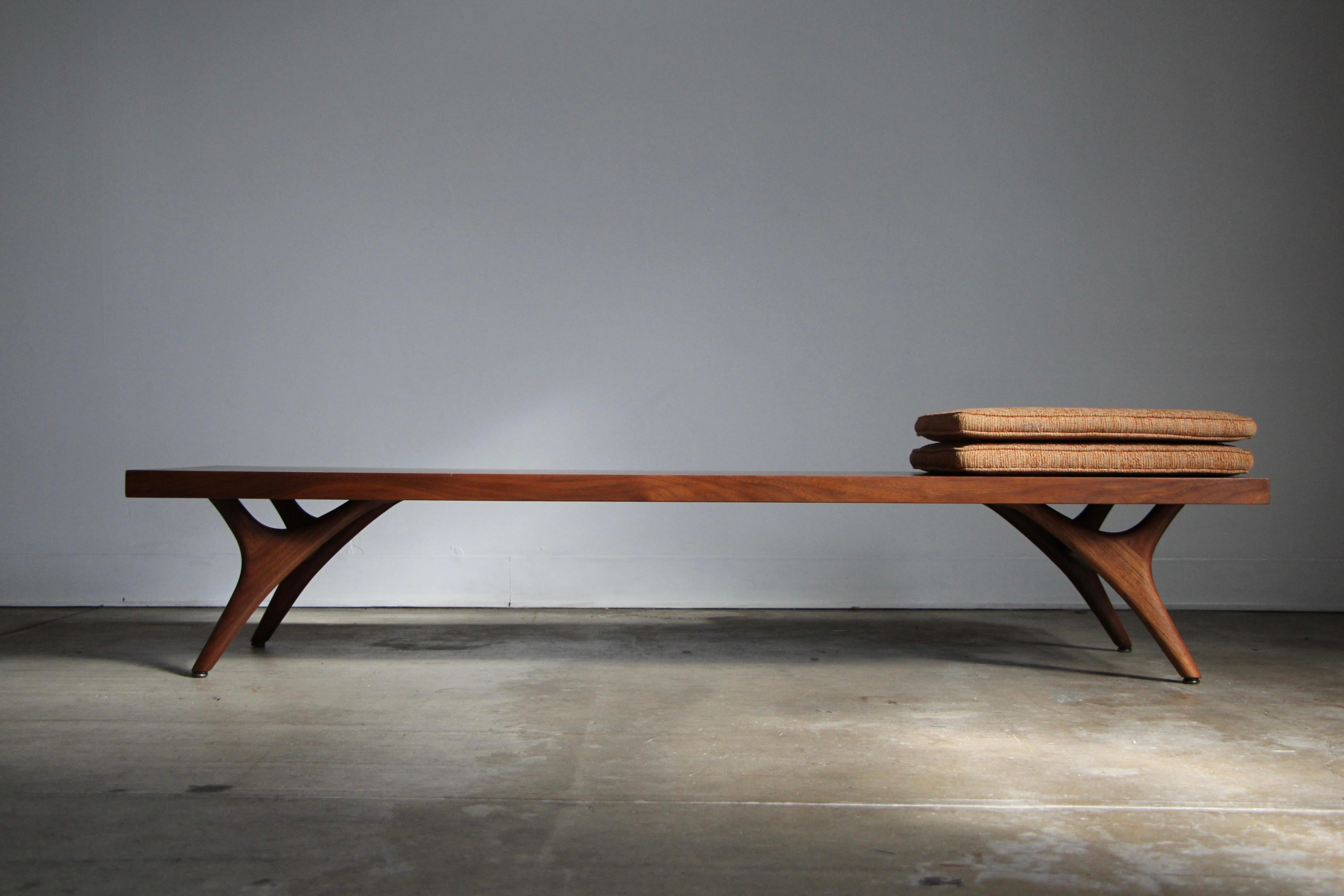 Sculptural Low Bench Attributed to Vladimir Kagan for Grosfeld House, 1950s 7