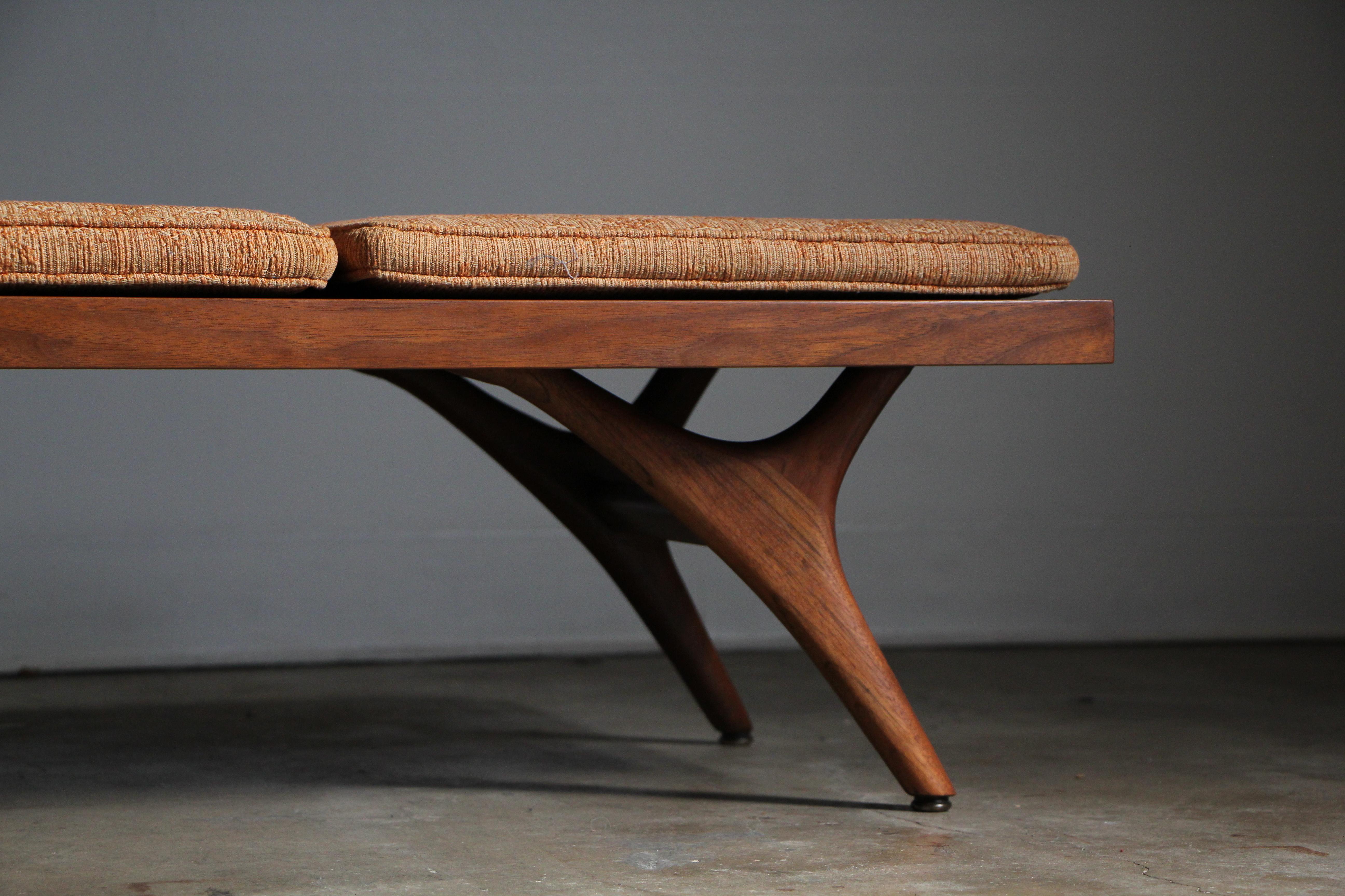 American Sculptural Low Bench Attributed to Vladimir Kagan for Grosfeld House, 1950s