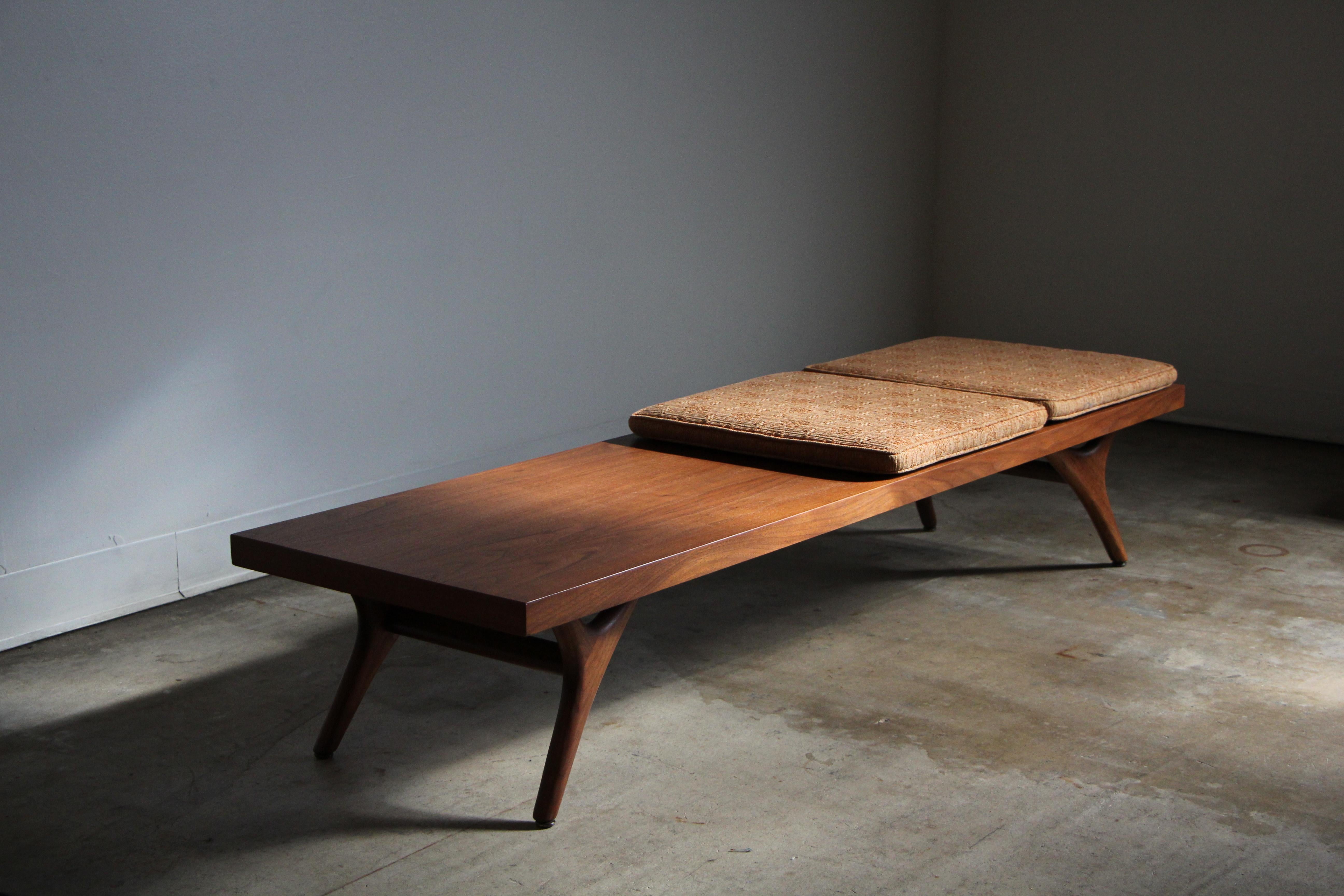 Sculptural Low Bench Attributed to Vladimir Kagan for Grosfeld House, 1950s 1