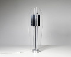 Lampada da tavolo scultorea in lucite e acciaio inossidabile di Philippe Jean, Francia 1970