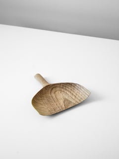 Cuillère sculpturale Magnolia, fabriquée à la main en France, unique en son genre