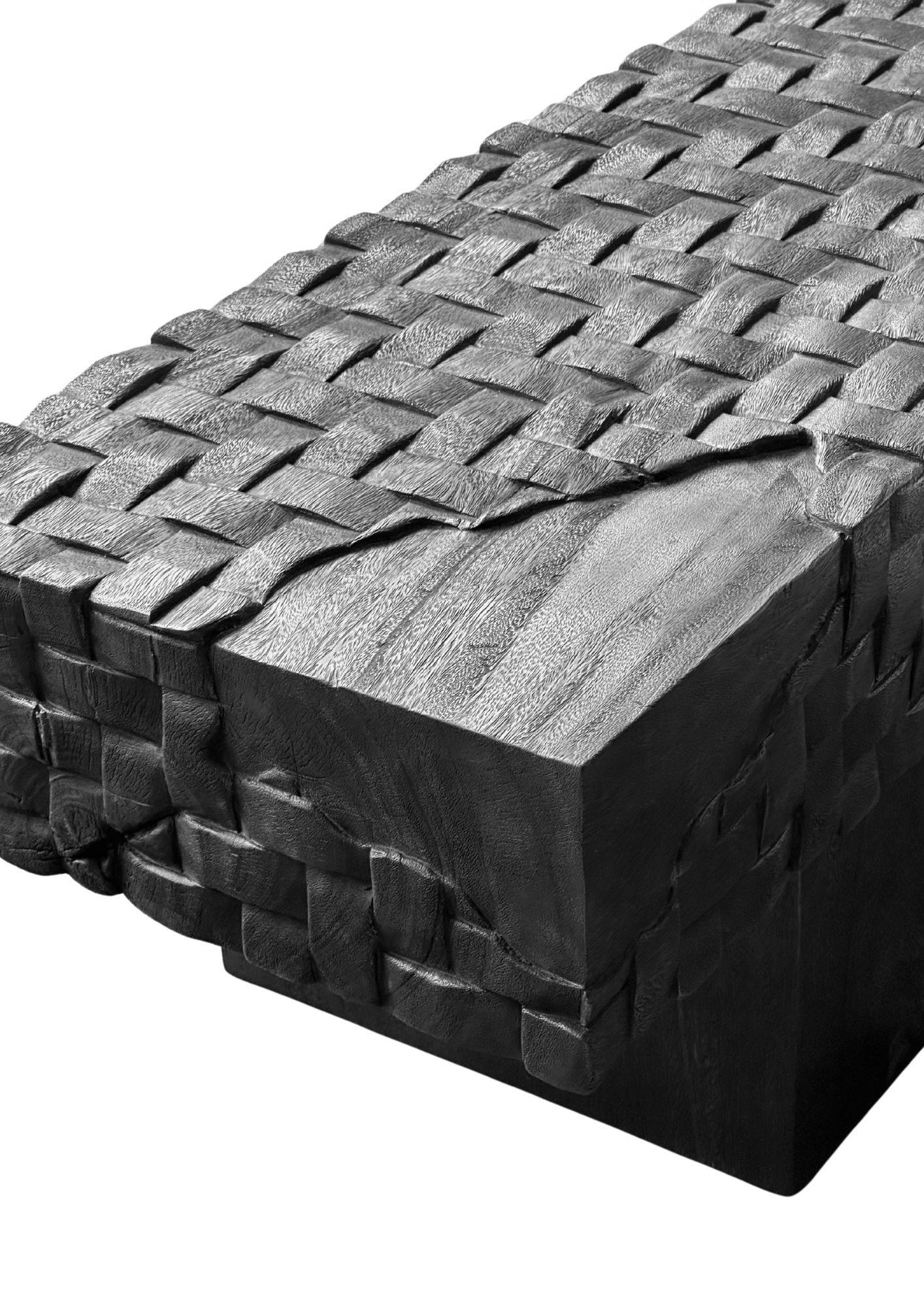 Autre Sculptural Mango Wood Bench, Carved Detailing, Burnt Finish Modern Organic en vente