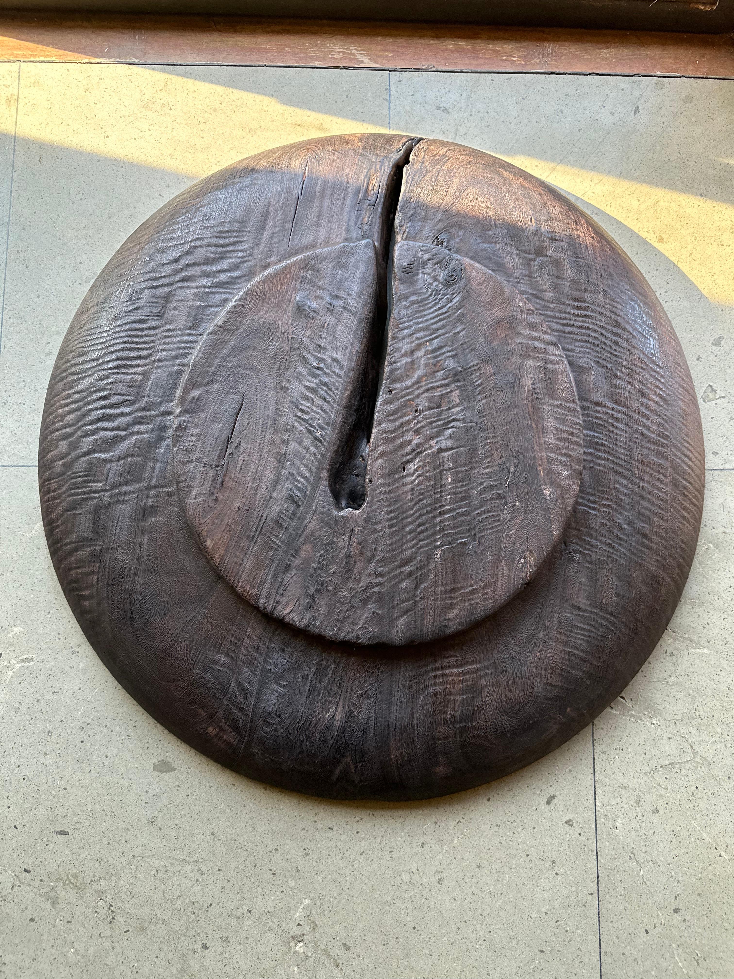 Ciotola scultorea in Wood Wood con texture sorprendenti, finitura bruciata in vendita 3