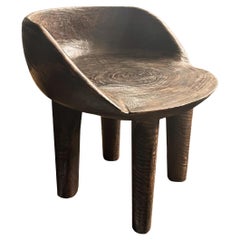 Skulpturaler Stuhl aus Mangoholz, dunkelbraun, modern, organisch