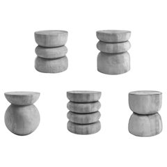 Tabouret sculptural en bois de manguier Design stratifié