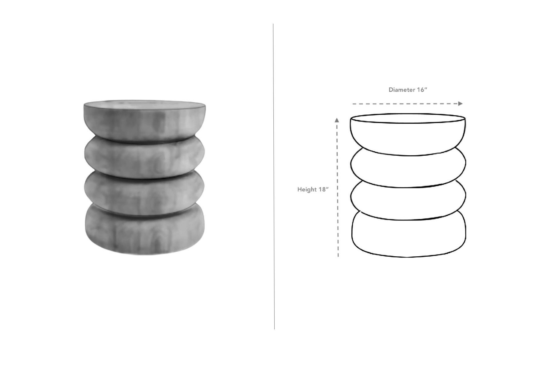 Fait main Tabouret sculptural en bois de manguier Stacked Design en vente