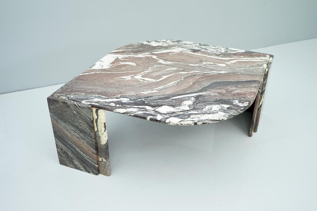 Sculptural Marble Coffee Table, Italy, 1970s 3