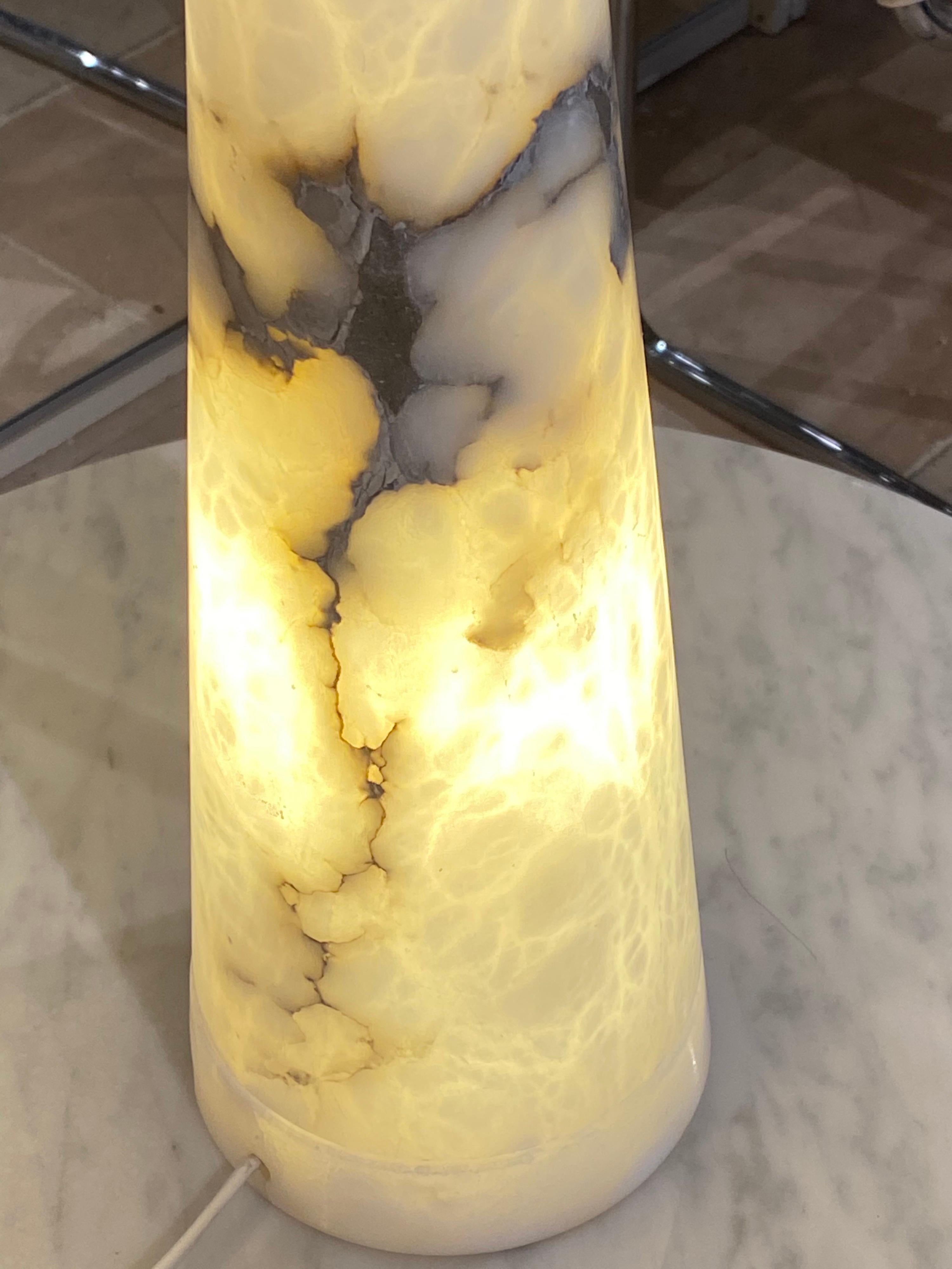Sculptural Marble Lamp Space Age Shape, circa 1970s For Sale 3