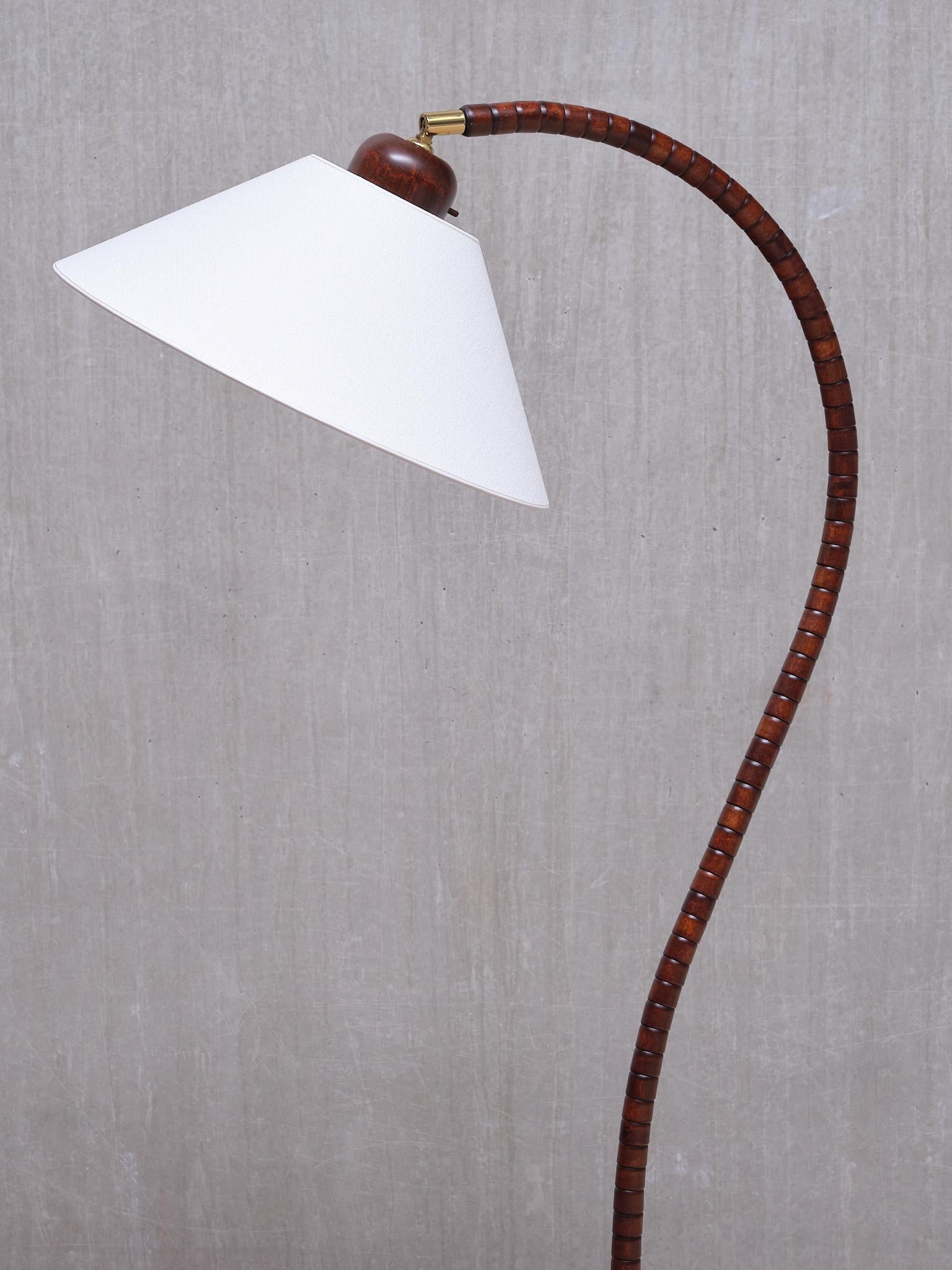 Sculptural Markslöjd Floor Lamp in Beech Wood, Sweden, 1960s im Angebot 5
